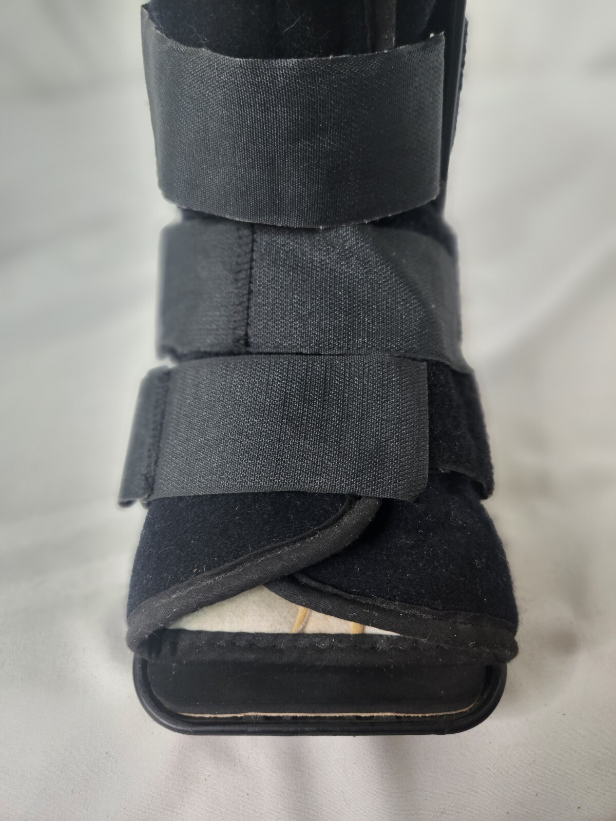 DJ Orthopedic Walking Boot Size Medium Brace Ankle Foot DJO LLC
