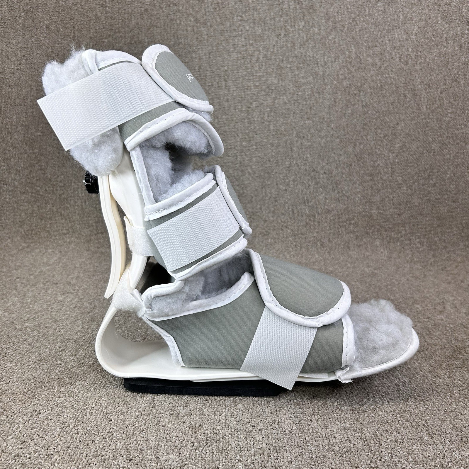 Procare 79-90550 Hook & Loop Closure Universal Adjustable Podous Boot Regular