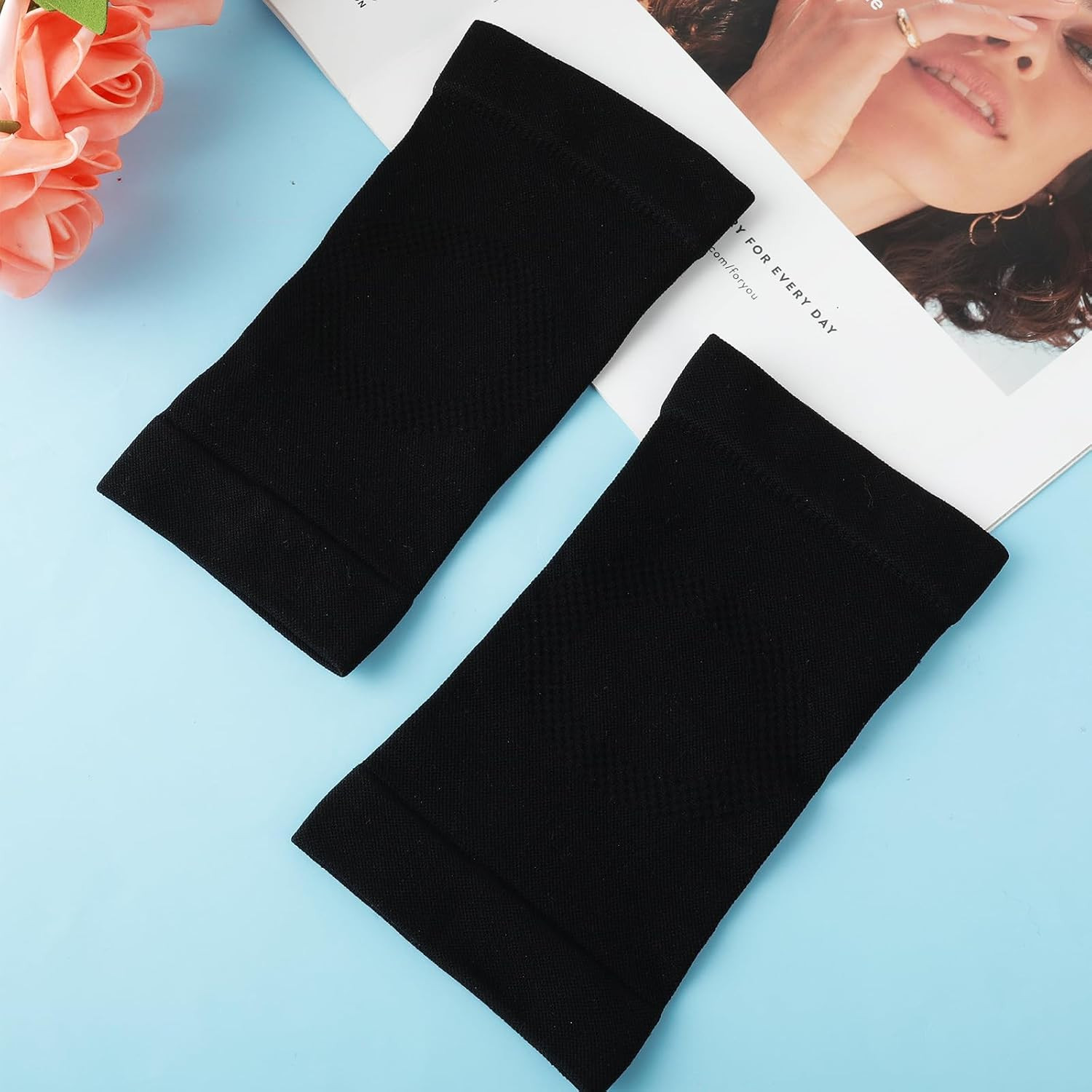 Elbow Brace Compression Sleeve Nylon Tennis Golfers Elbow Joint Support