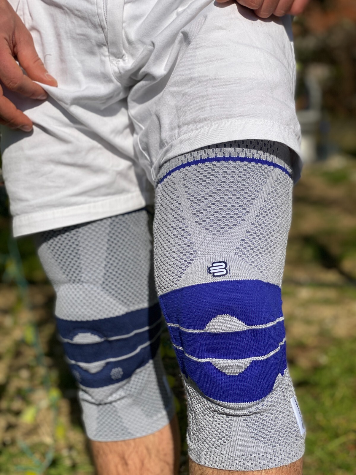 Bauerfeind GenuTrain Size 4 Knee Joint Brace Patella Support Meniscus ACL Hinge