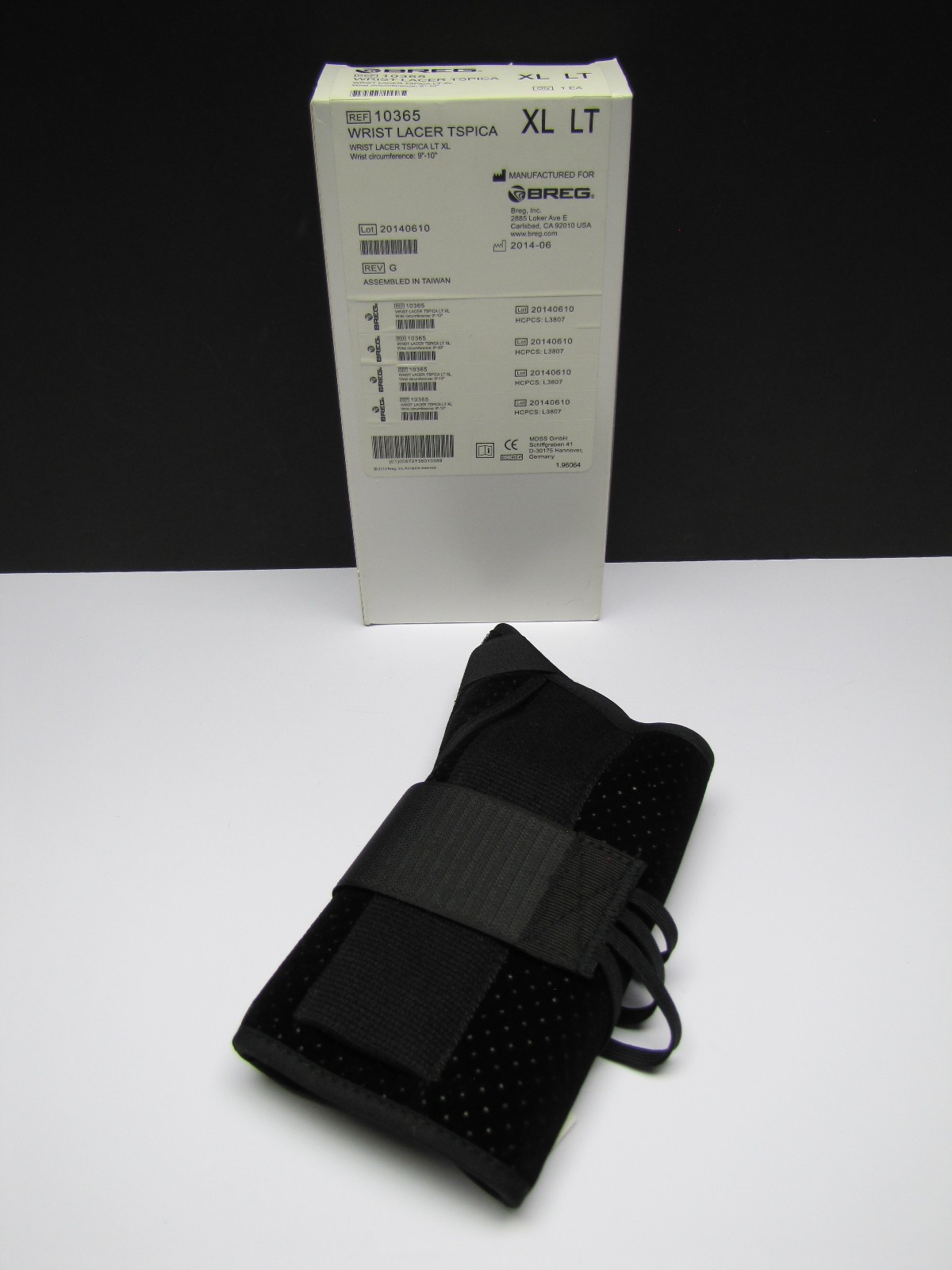 Breg 8″ Wrist Lacer w Thumb Spica Splint Brace Support – Left, XL – 10365
