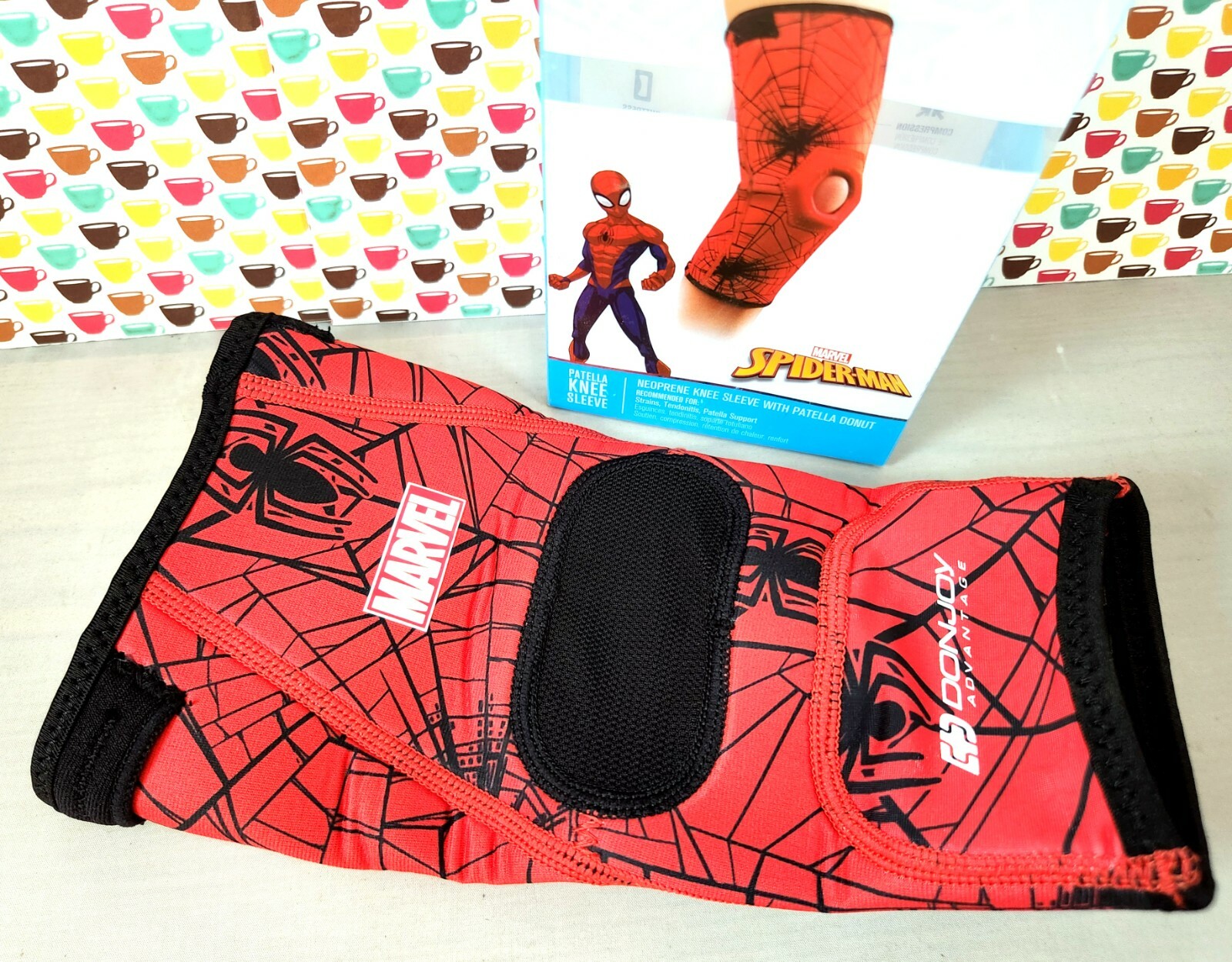 SPIDERMAN -DONJOY ADVANTAGE KNEE SLEEVE WITH PATELLA Donut-PEDIATRIC