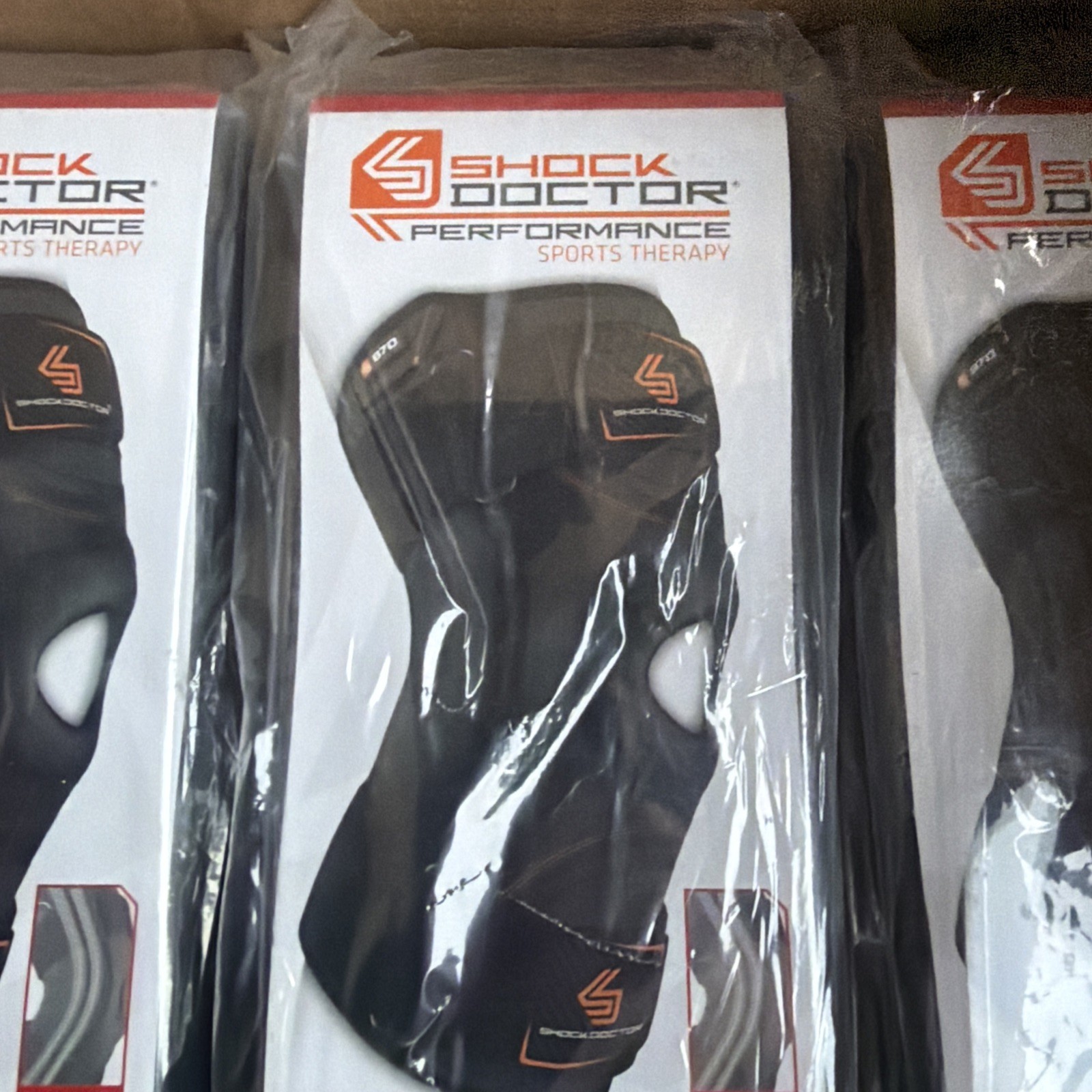 Shock Doctor Level 2 Knee stabilizer with flexible stays size small 12.25-13.25”