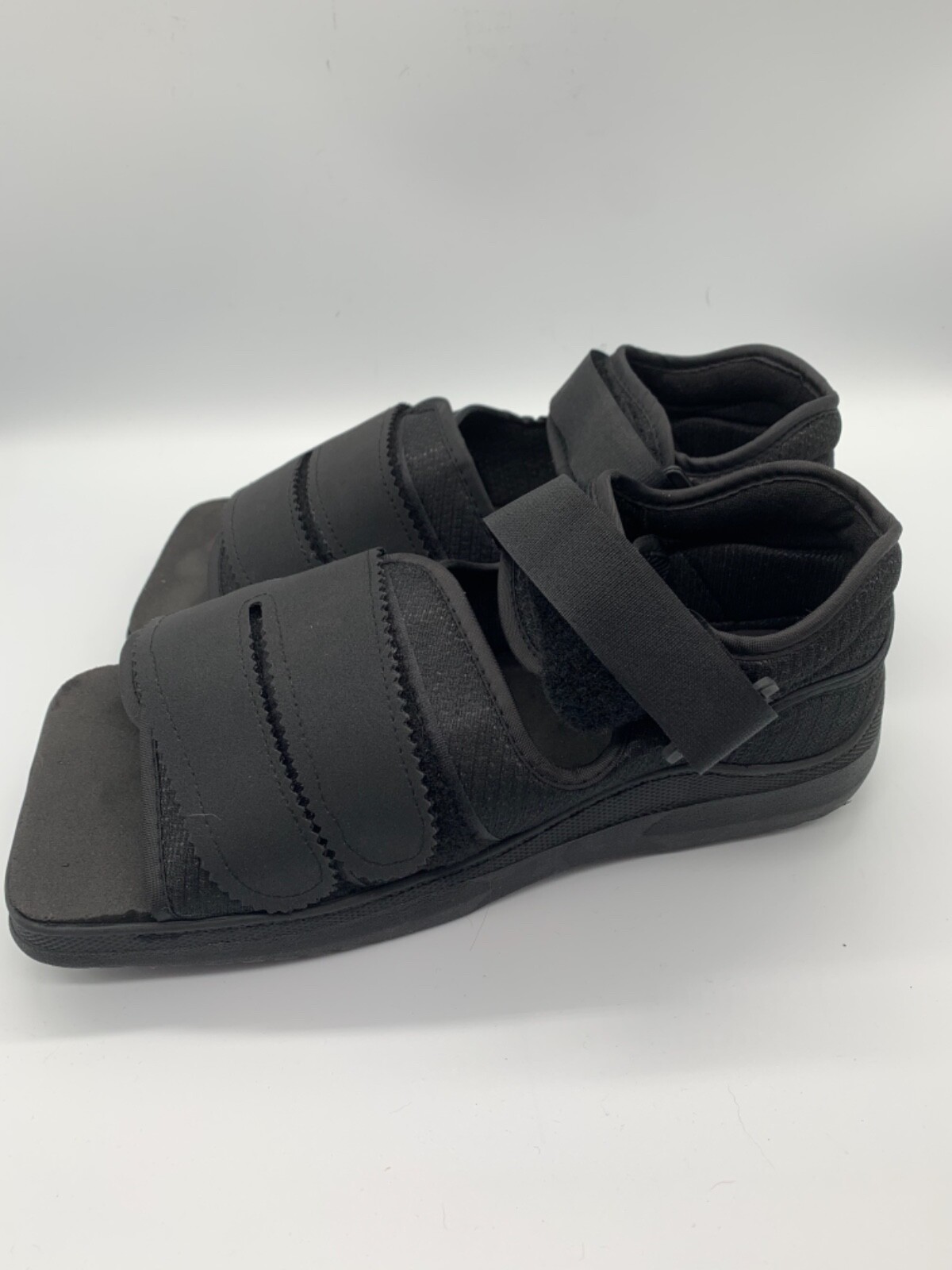 MedSurg Black Post-Op Shoe Medium Strapless Forefoot Closure