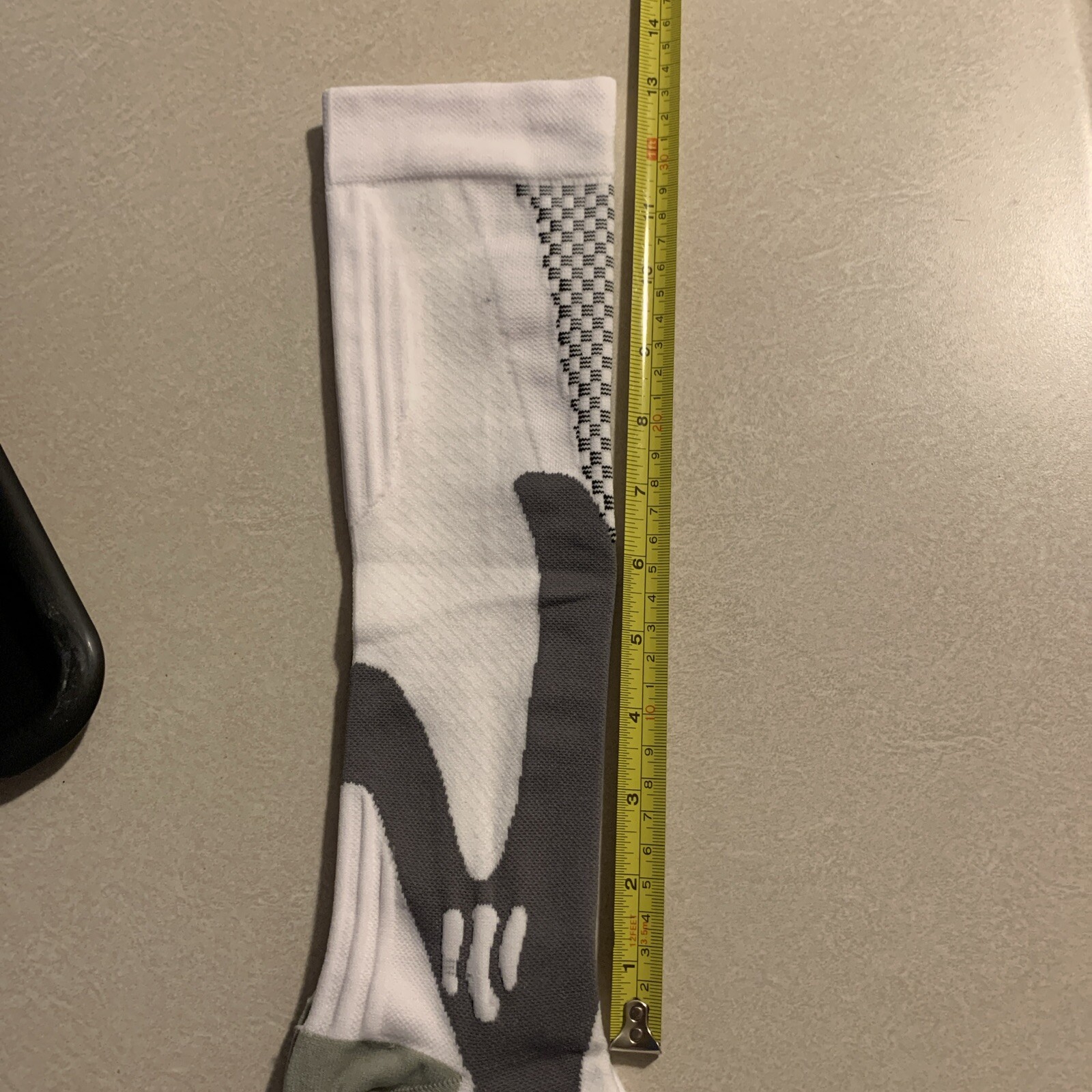 1 Pair White Compression Socks Support S/M