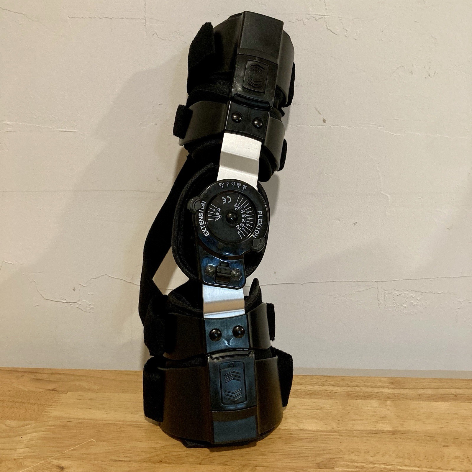 Comfortland Premium Elbow Brace Left Adjustable Universal CK-700-L