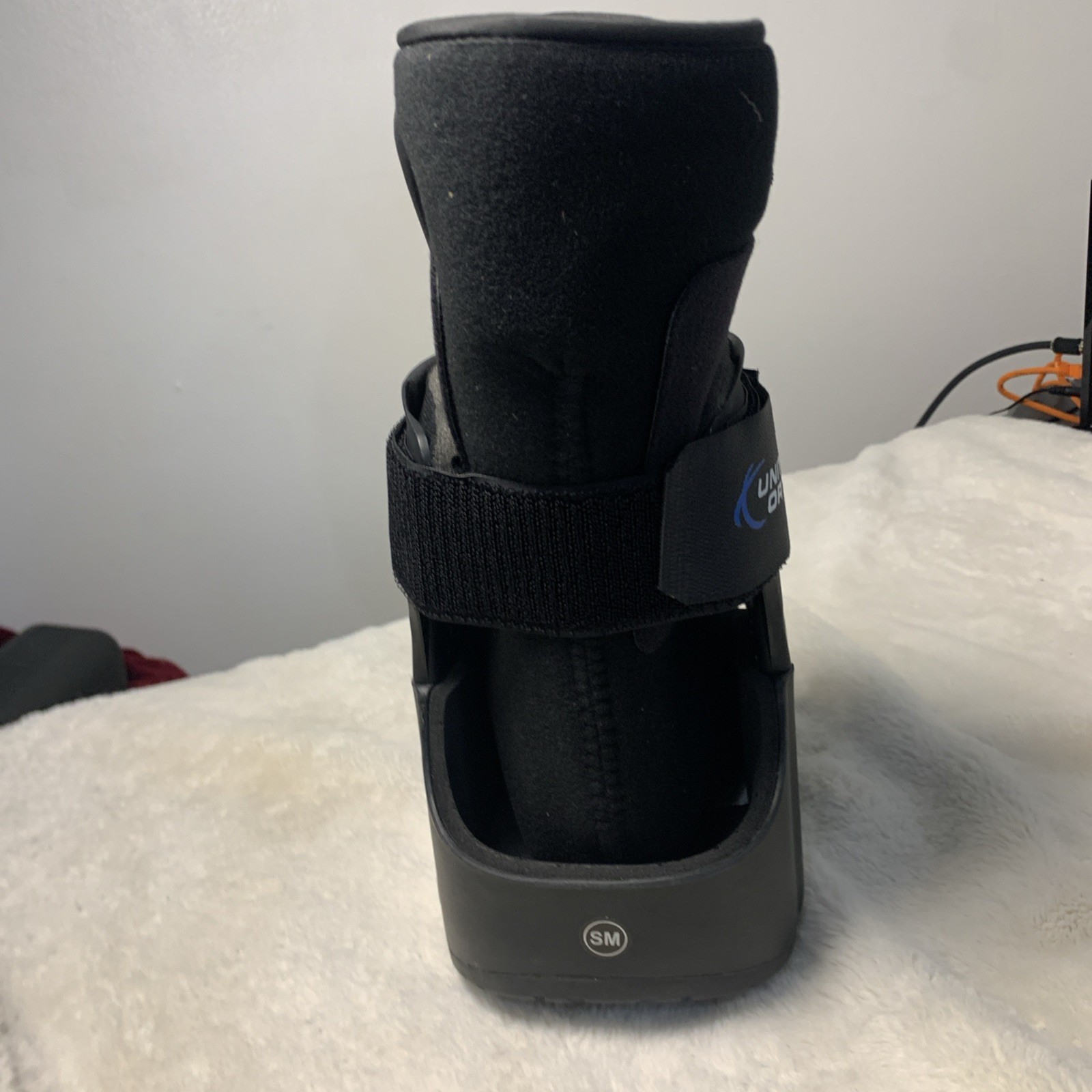 United Ortho Short Air Cam Walker Fracture Boot Small Black New