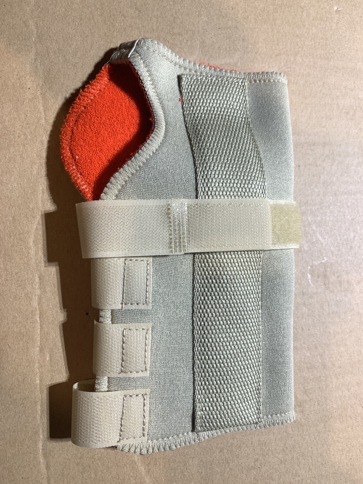 Thermoskin Carpal Tunnel Wrist Brace, Without Dorsal Stay for Left Hand XL 86242