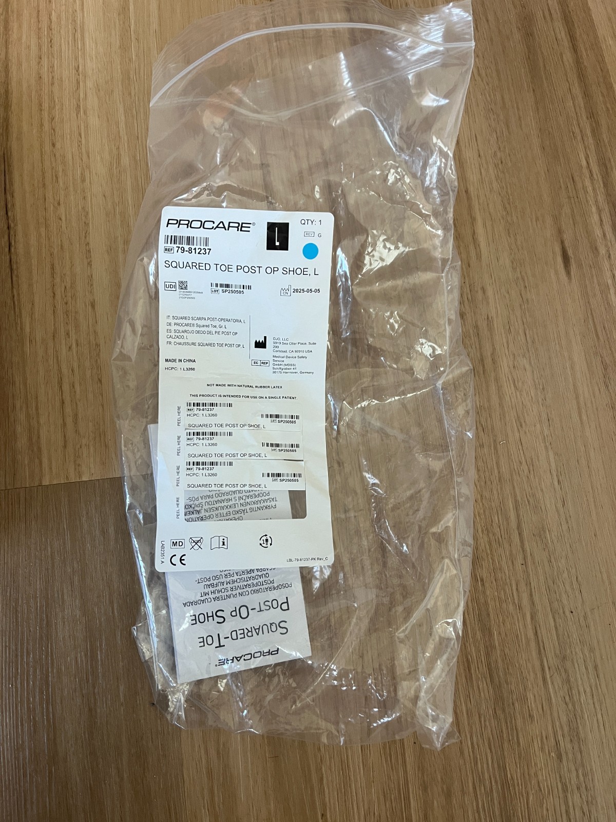 ProCare Squared Toe Post-Op Shoe Size: LARGE ( Wear on the left or right )