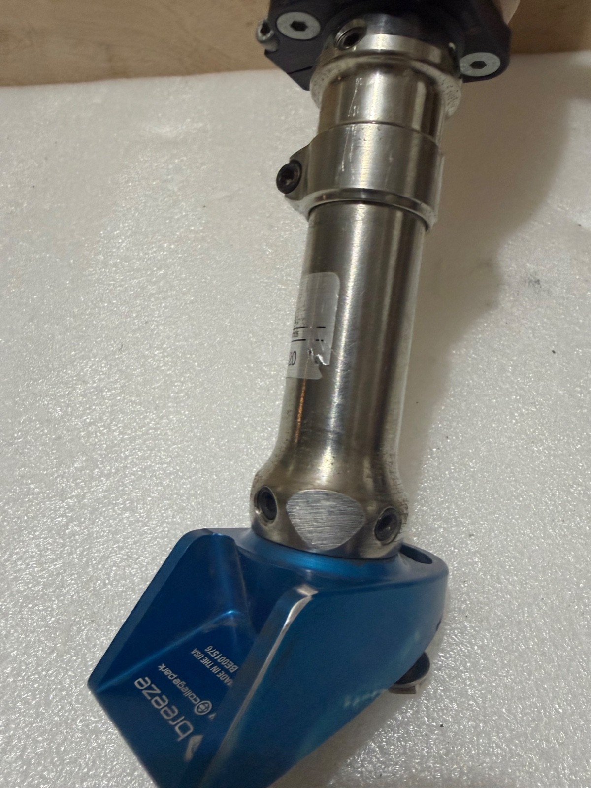 Prosthetic Socket With Pylon Hosmer USA Parts Ankle /College Park Breeze