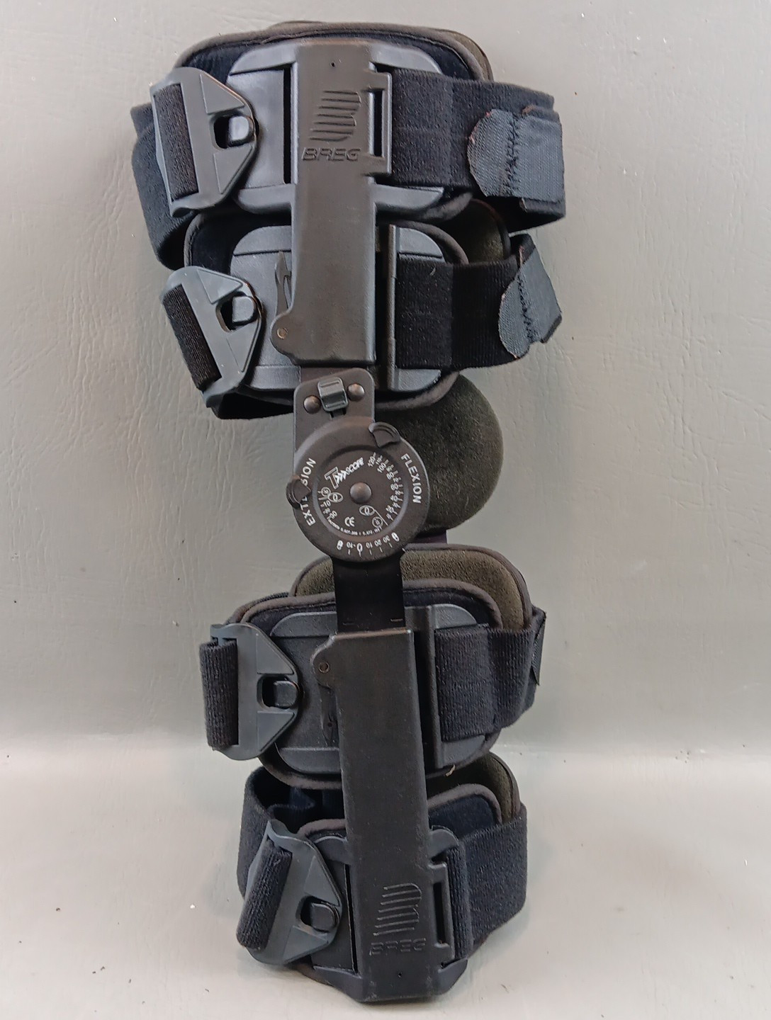 Breg Post Op T Scope Premier Knee Brace Black Padded Adjustable Left/Right