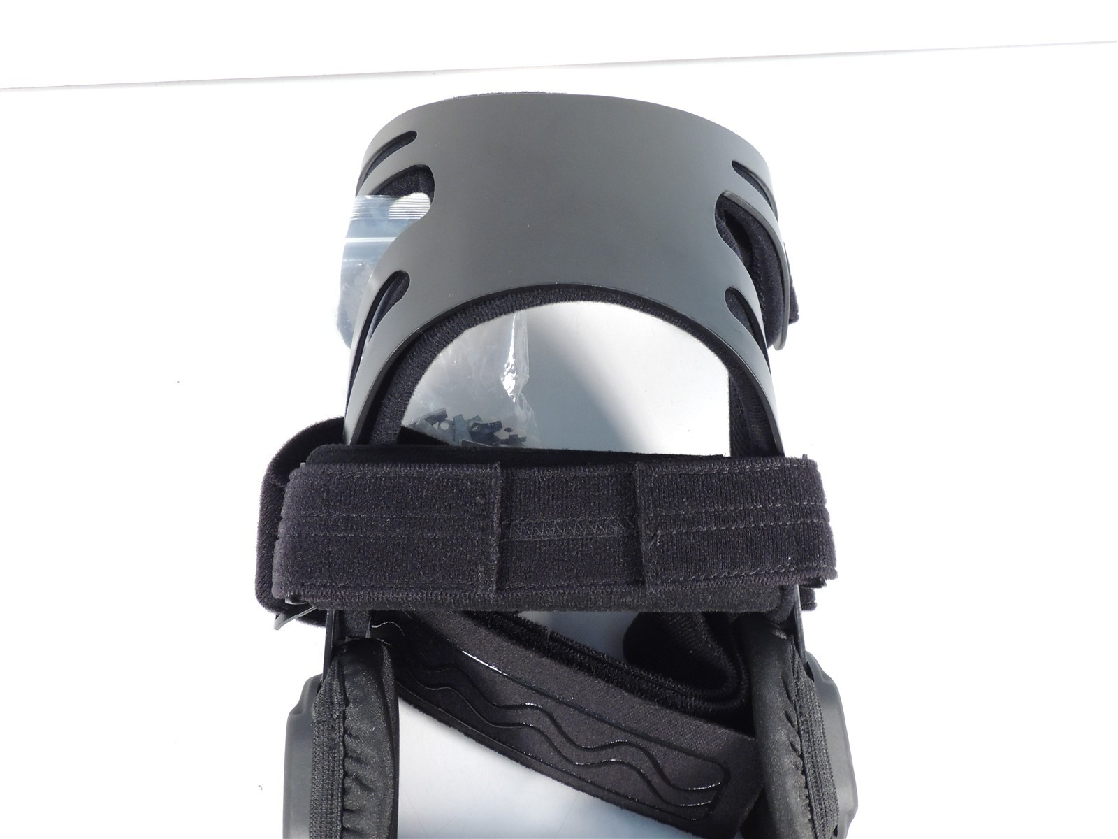 Advanced Ortho Hinged ROM Sports Knee Brace for ACL Large Left 847-L New