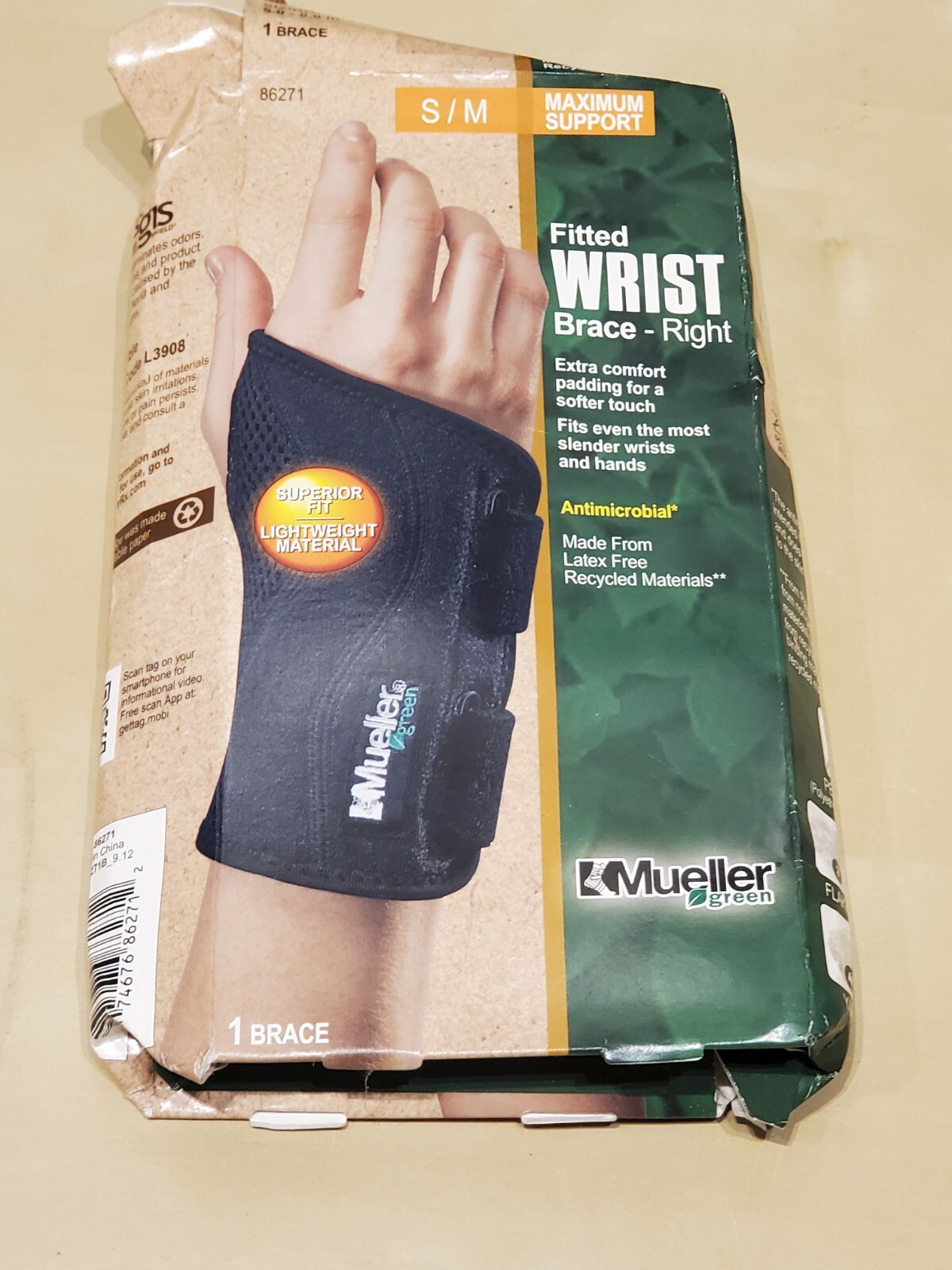 Mueller Green Fitted Wrist Brace-Right Hand Antimicrobial Maximum Support SM-MD