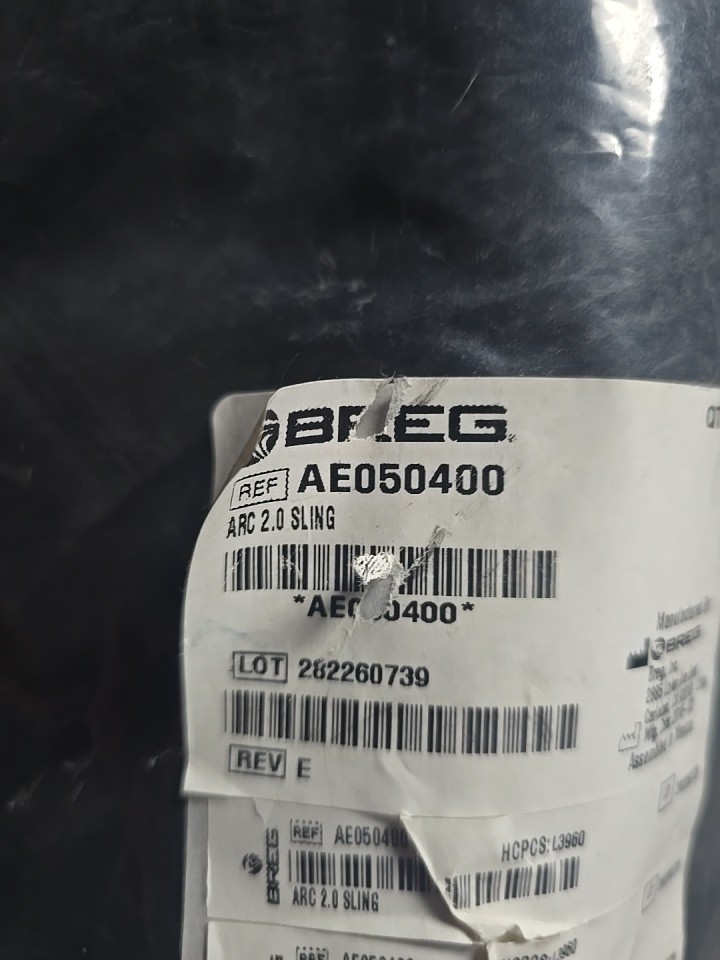 NWT BREG ‘AE050400 Arc 2.0 Shoulder Brace / Arm Sling For Post Surgery