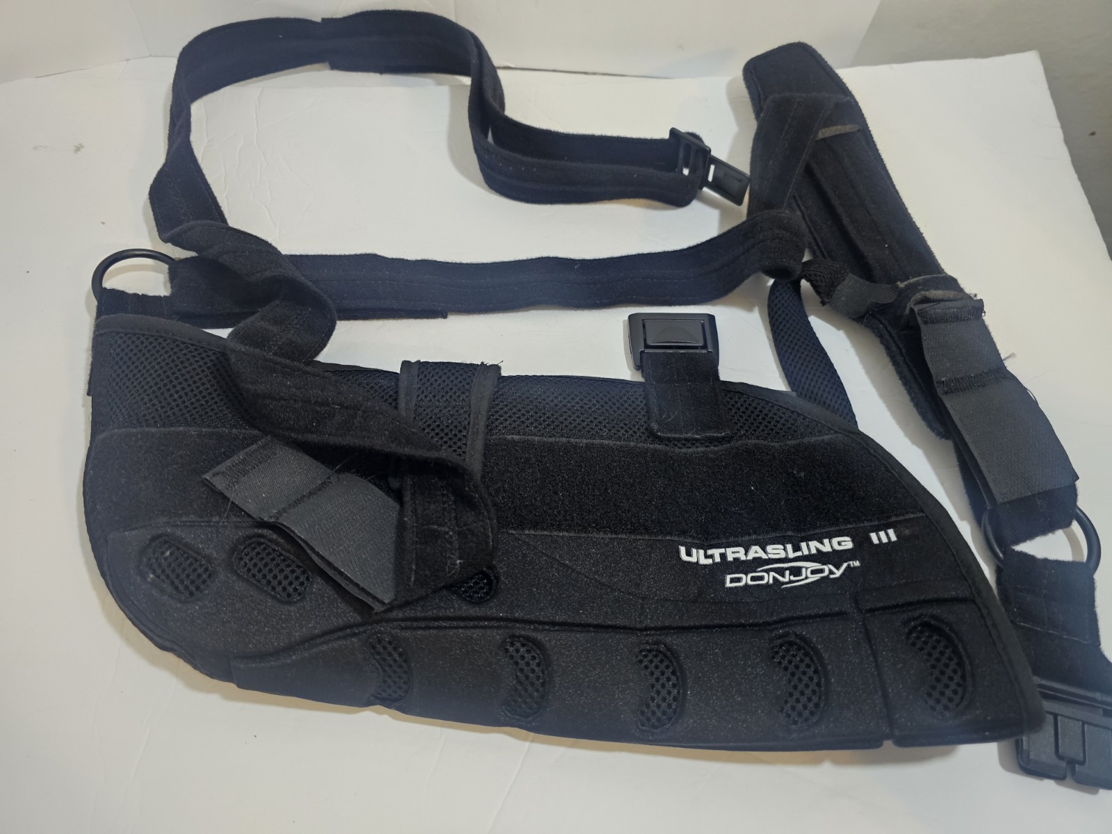 DONJOY UltraSling III Adult Size Medium Shoulder Sling 3 Point Support L / R Arm