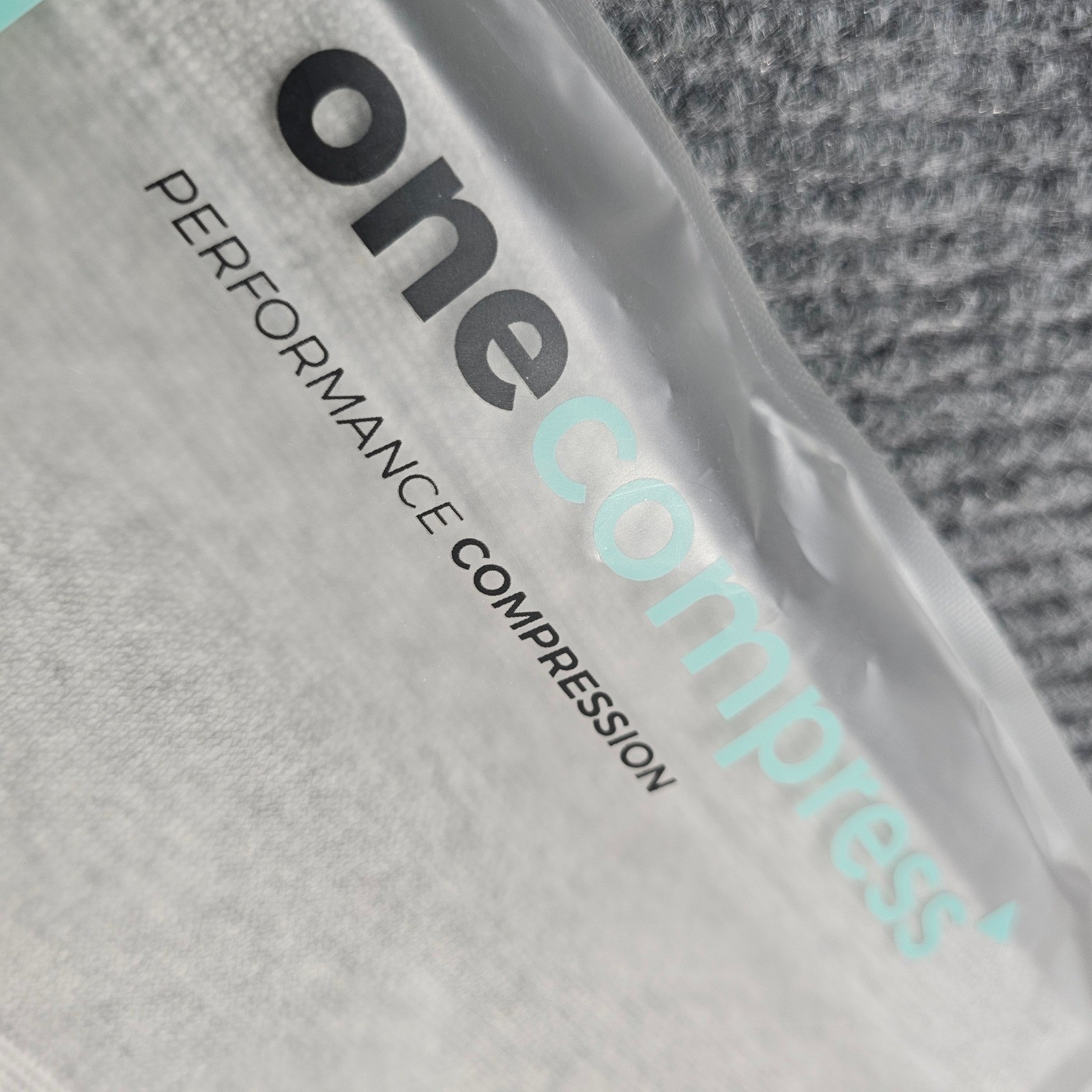 OneCompress Knee Sleeve Unisex 4XL Gray Bamboo Performance Compression OC11