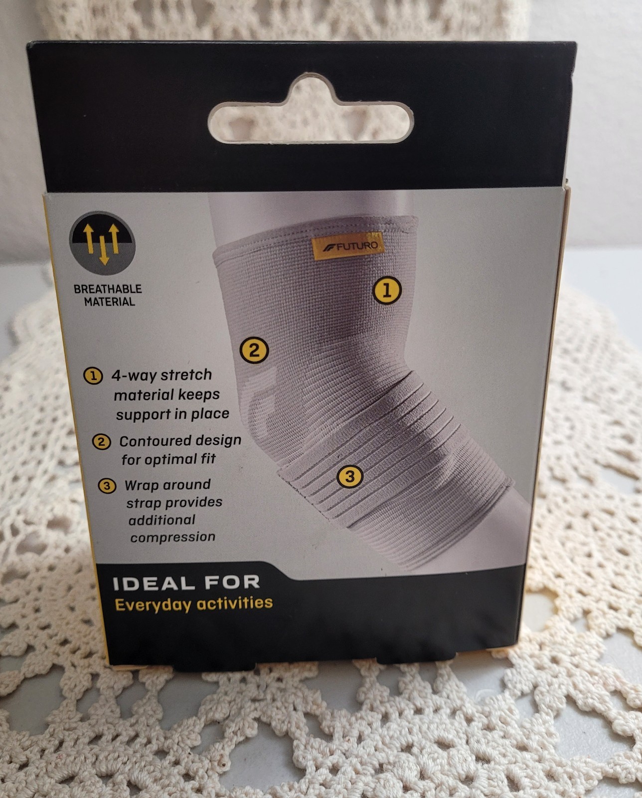 FUTURO Comfort Elbow Support with Pressure Pads, Medium 47862 – Moderate Support