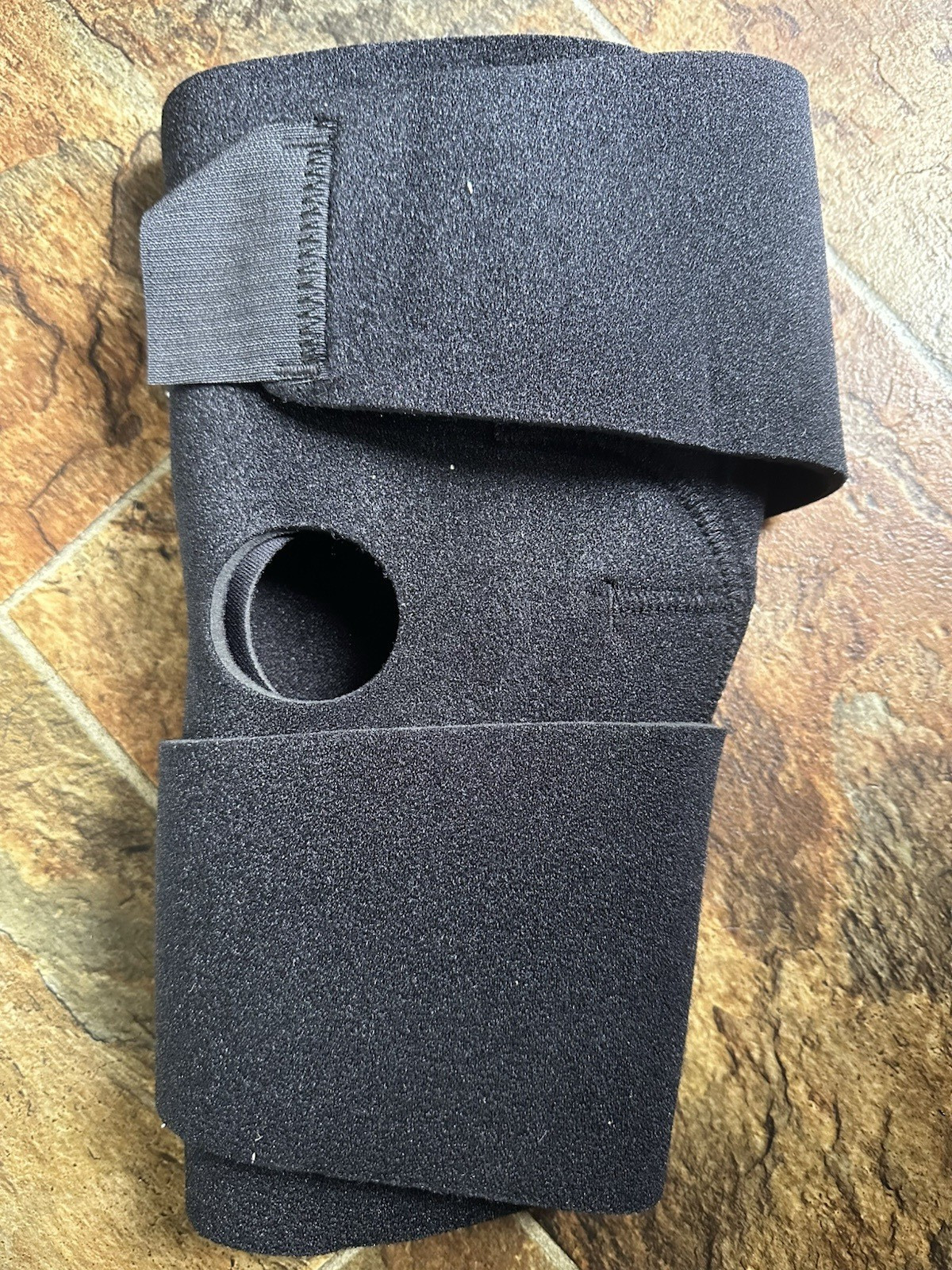 Large Wrap Around Knee Brace Support Adjustable Neoprene GEL PACK hot or cold