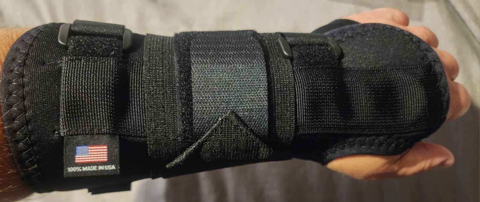 VAWC33-L S 10″ Koolflex Left Wrist Support Brace Black – SMALL – MSRP $50 (NEW)