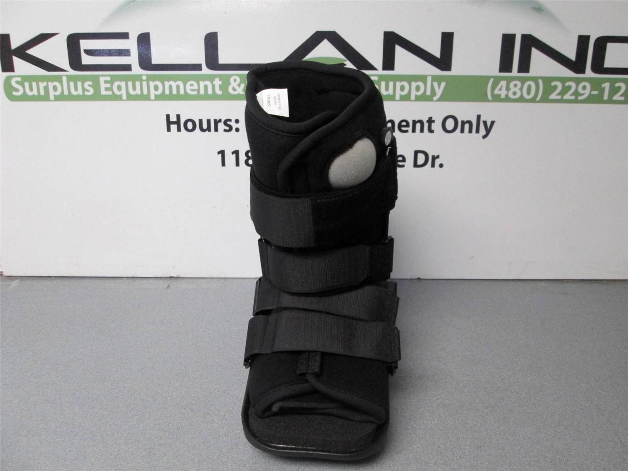 Procare 79-95423 MaxTrax Air Ankle Walker, Small(fits up to 5 Mens/4.5-6 Women)