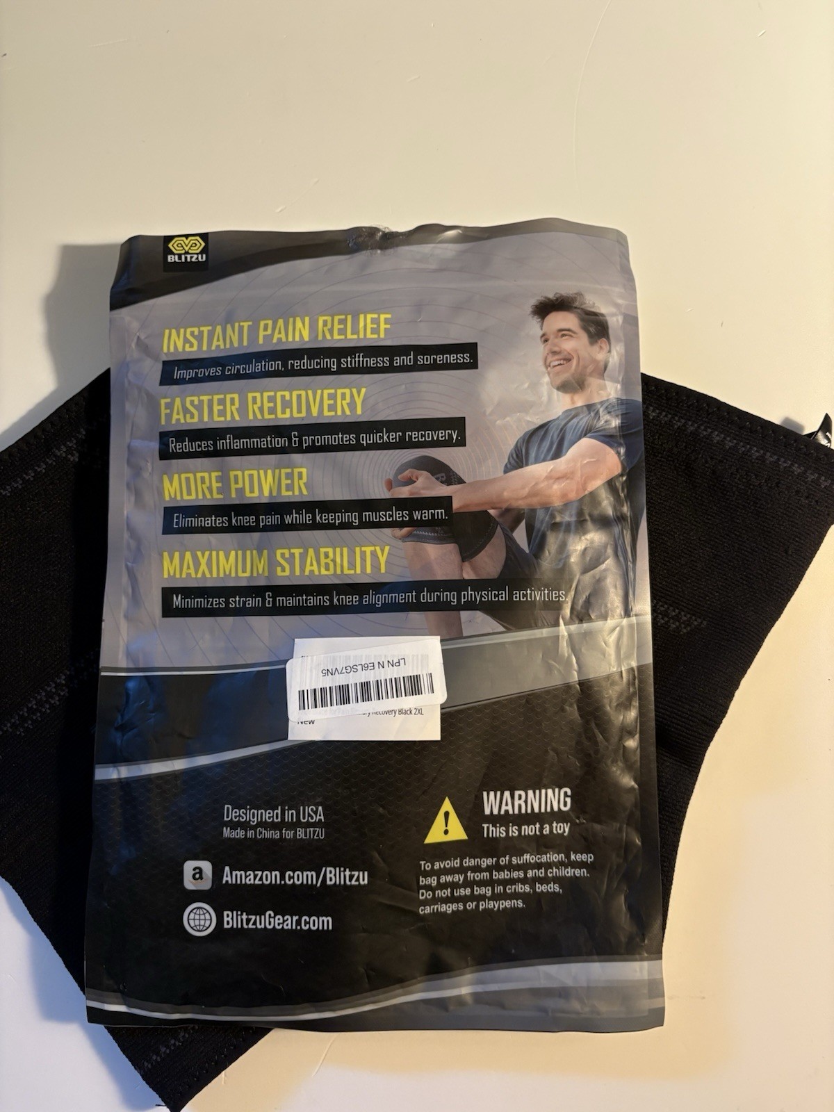 Blitzu Performance Knee Compression Sleeves XL -OPENED BUT NEVER USED,