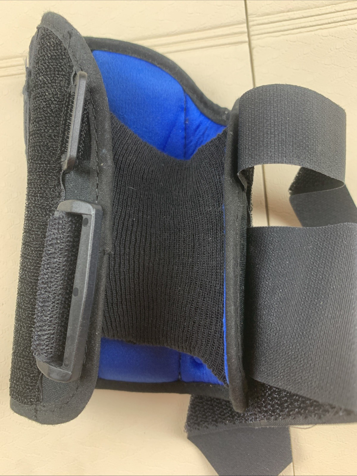Adjustable Hand Wrist Brace Support Sprain Splint Carpal Tunnel Sprain Arthritis