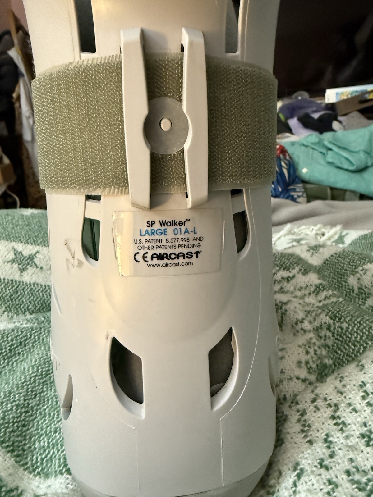 Aircast SP Short Pneumatic Walker Boot Brace with Pump, Large