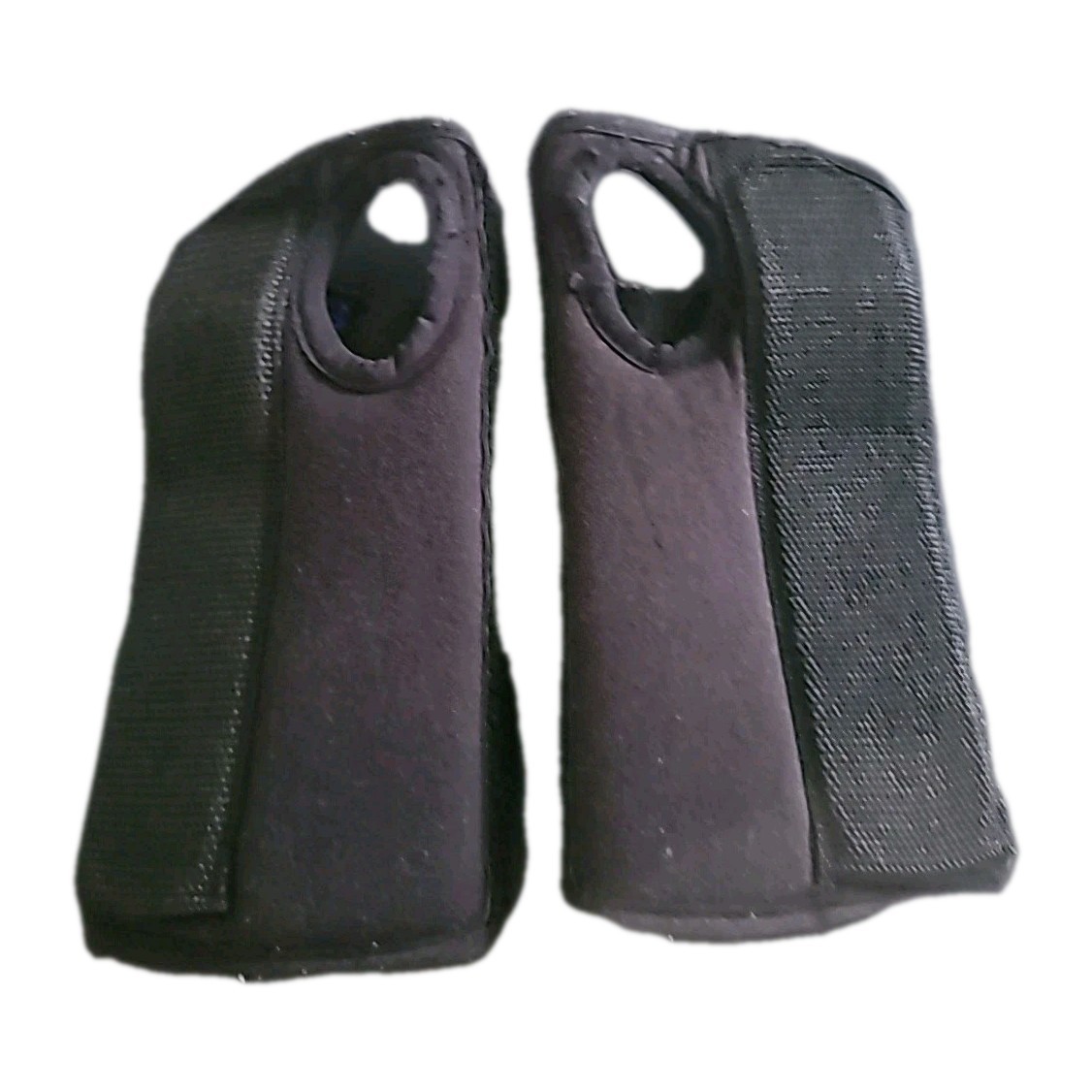 Biomet Left And Right Large Wrist Brace Black.