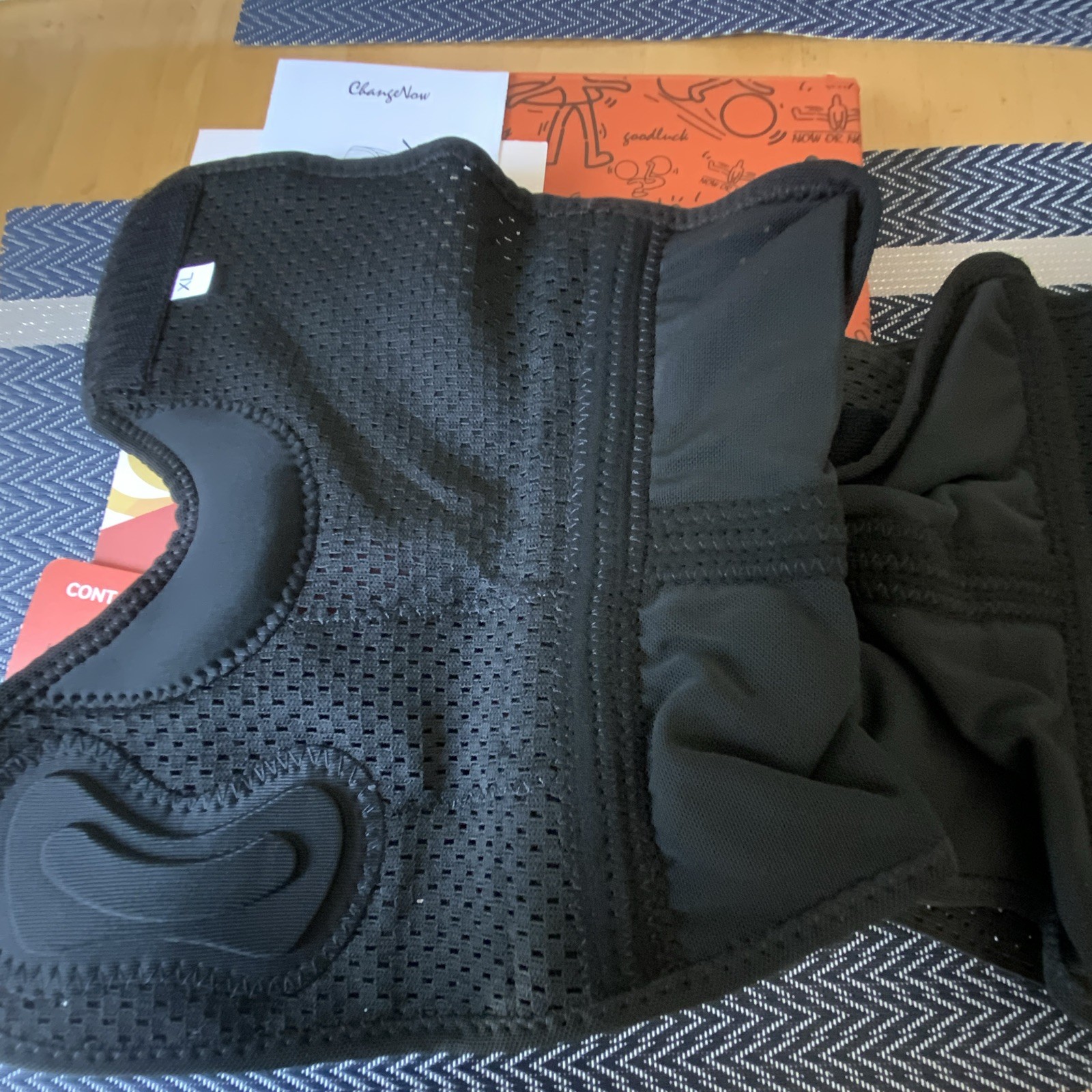 ChangeNow Adjustable Neoprene Knee Brace, Compression Support, XL, Black