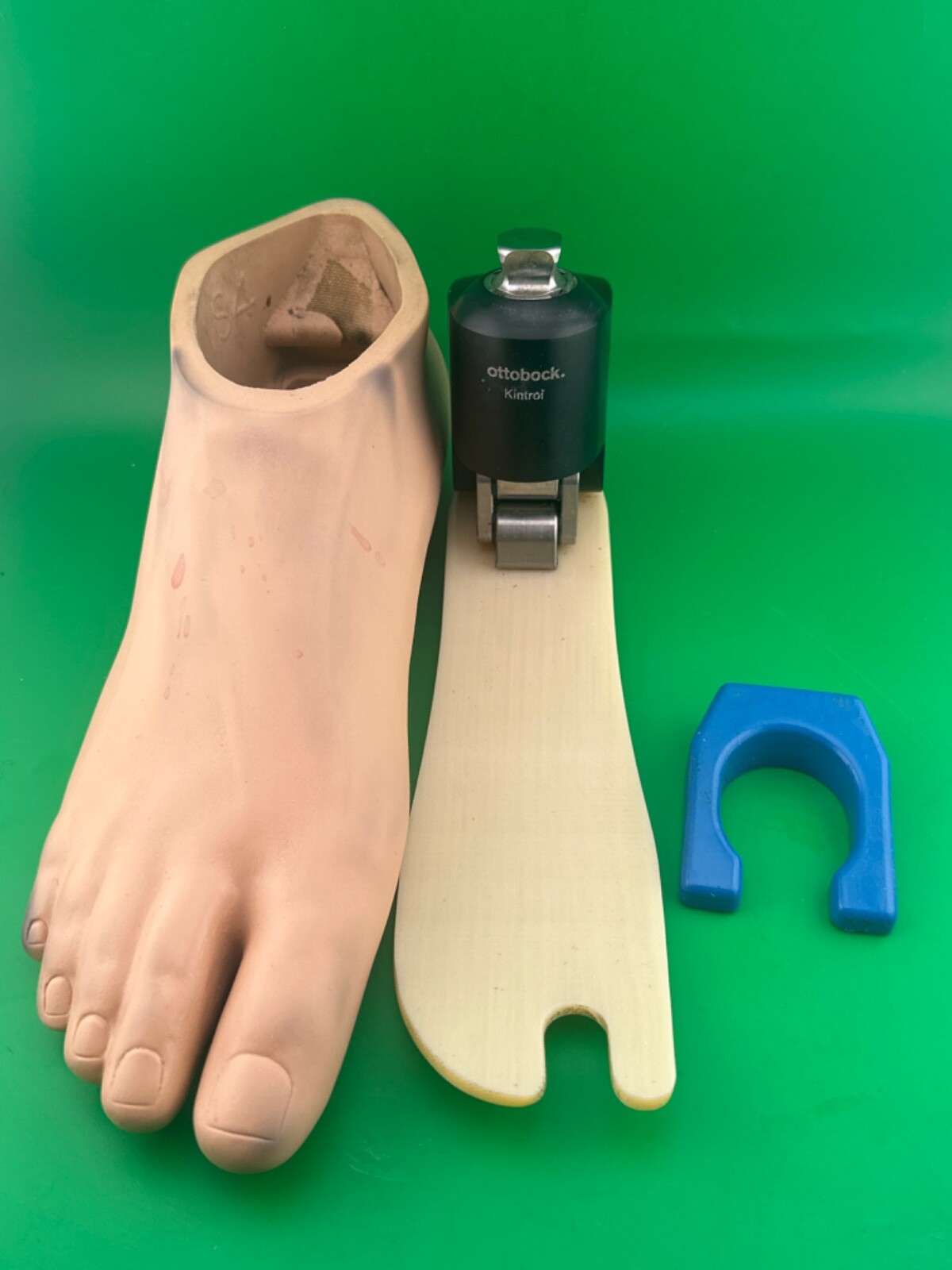 OTTOBOCK Otto Bock kintrol hydraulic ankle prosthetic foot Sz 28 Category 3 Rt