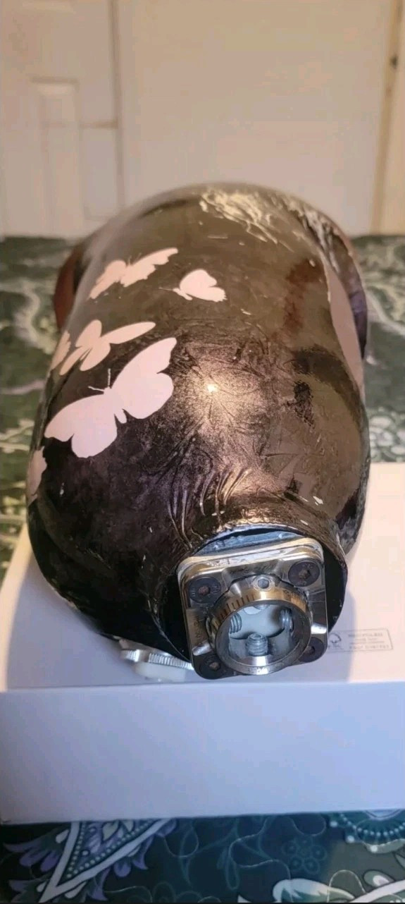 Above Knee Prosthetic Socket Lefts leg Made of 100% Carbon Fiber it’s perfect.