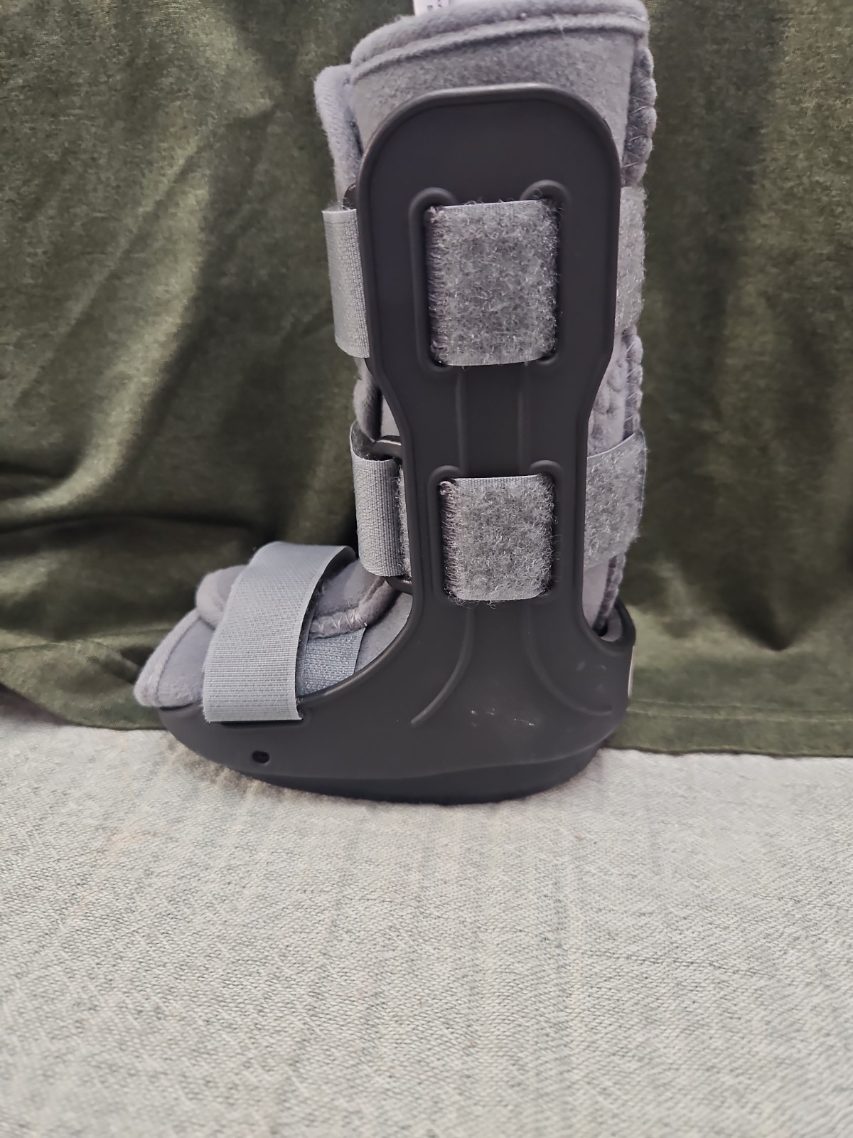 Breg Mini Walker Size Small Kids Boot New Out Of Box