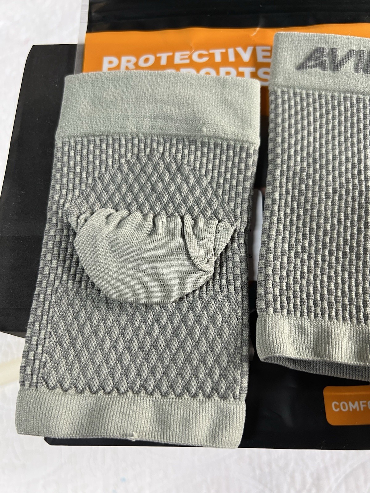 AVIDDA Comfortable Foot/feet arch Compression Sleeves Pair One Size Gray