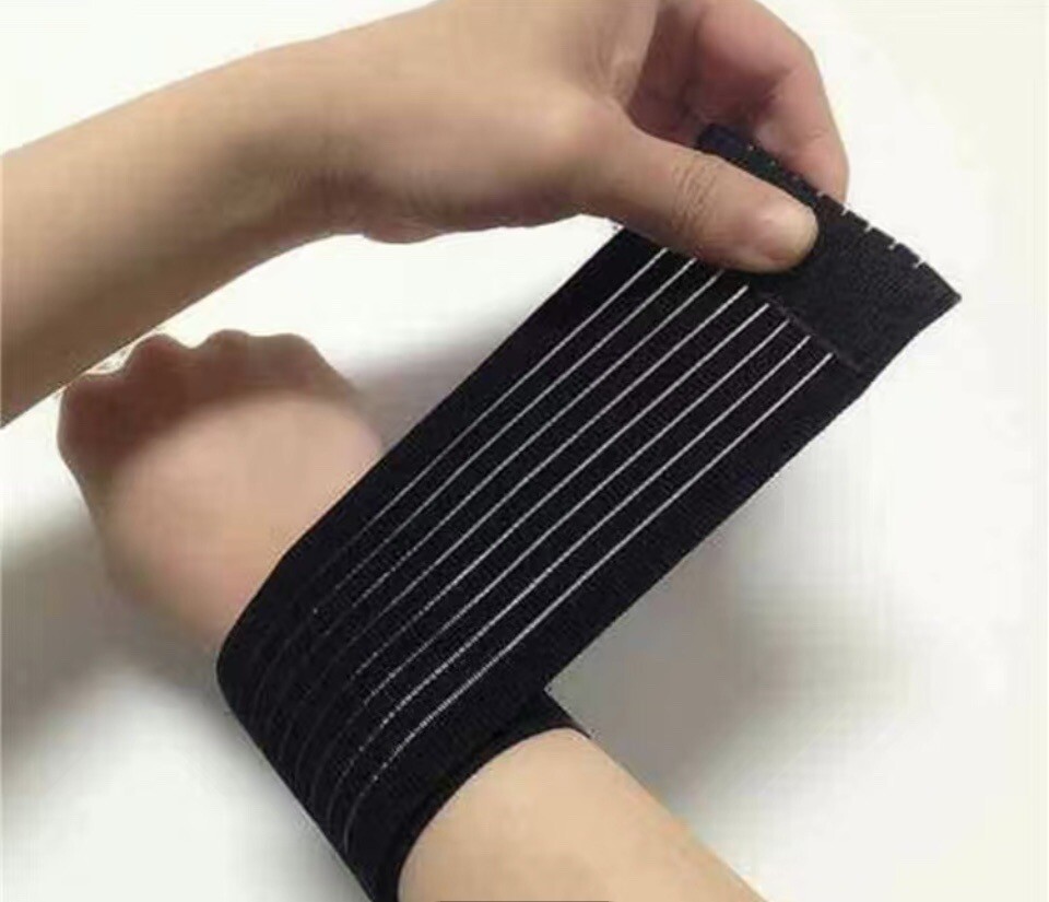 Pair Of Sports Wrist Band Brace Wrap Adjustable Support Gym.