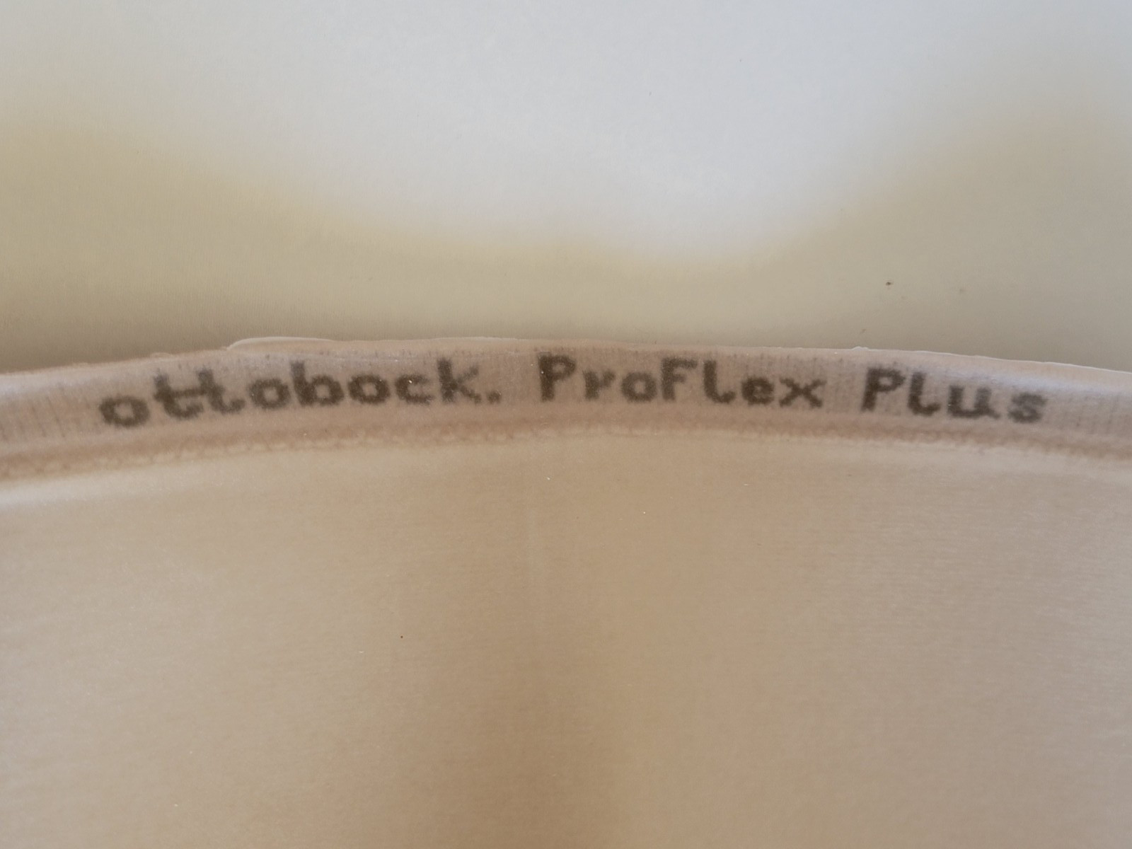 Ottobock ProFlex Plus Prosthetic Knee Sleeve for Amputee 453A30=2-0 Beige