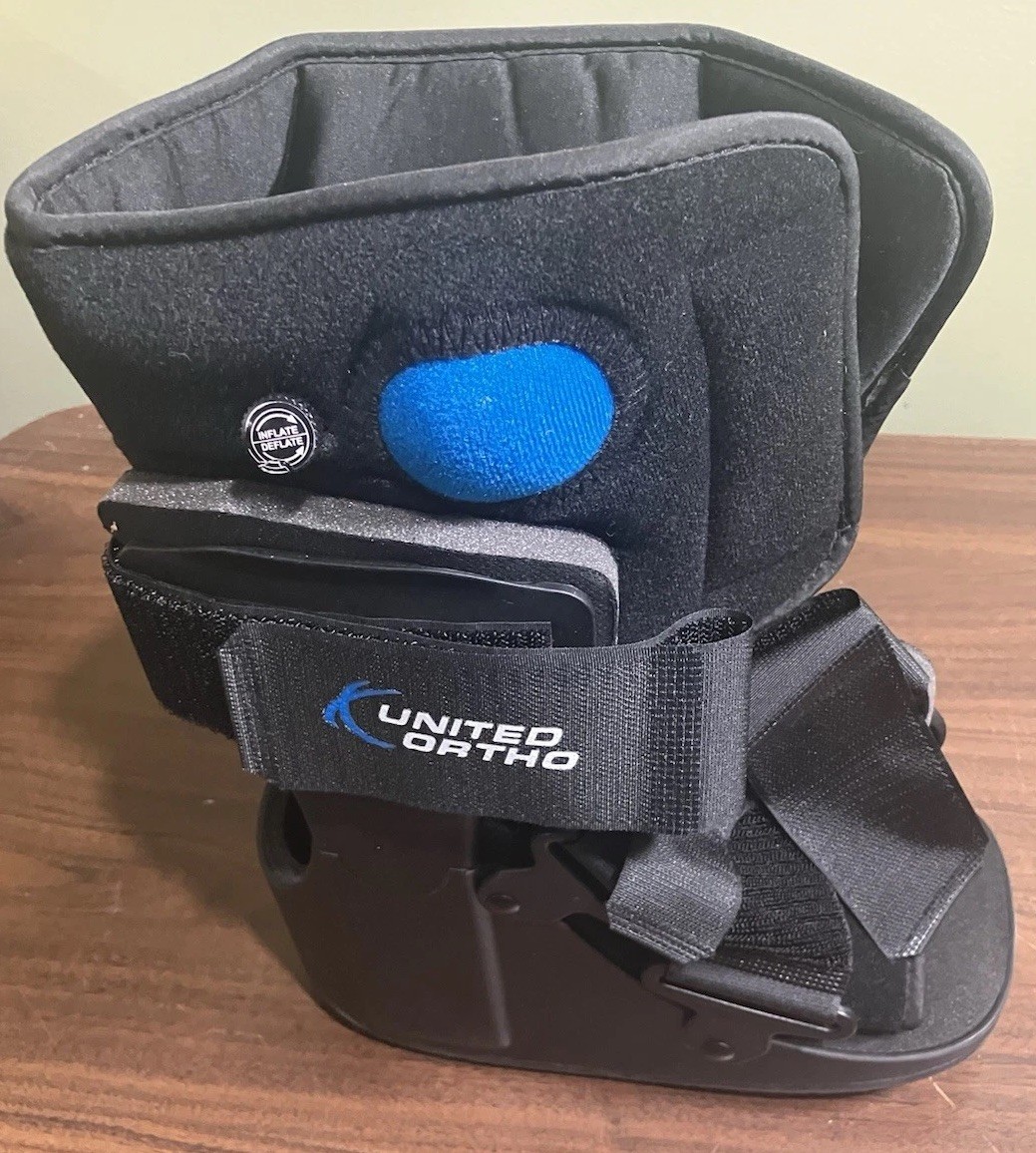 New United Ortho air Walker Fracture Medical Boot size XS