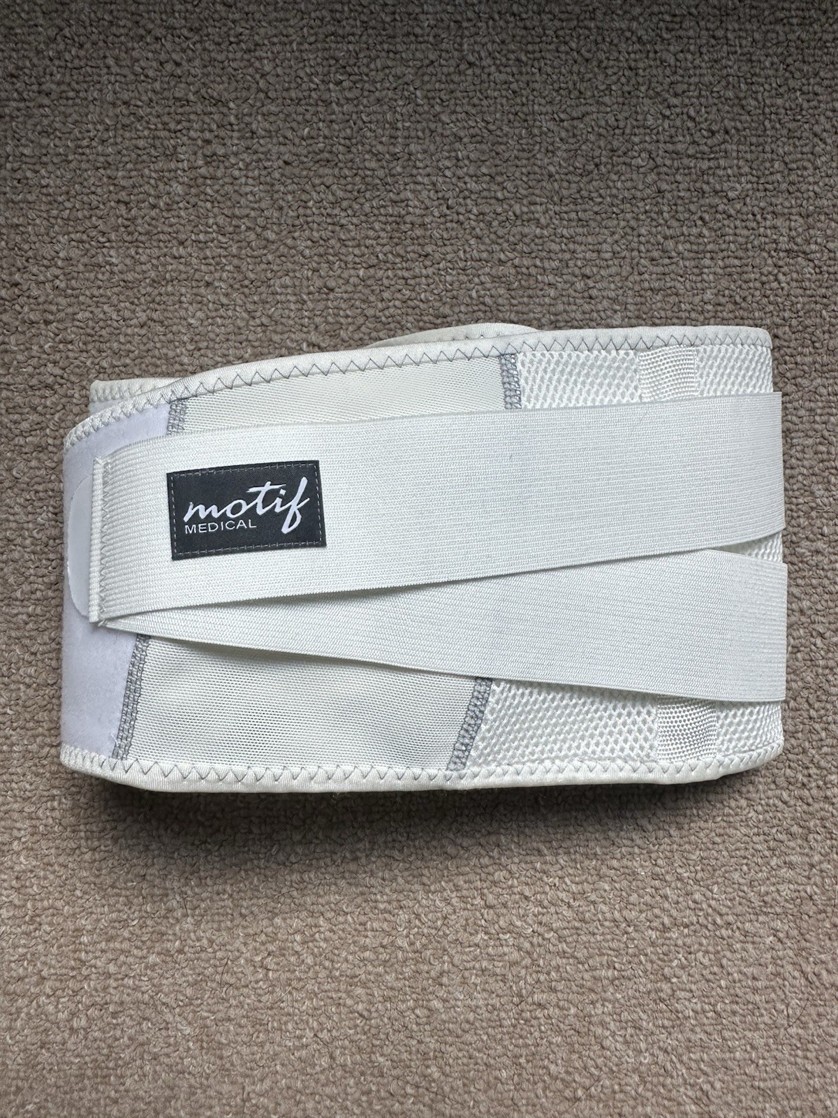Motif Medical Pregnancy Support Band Size Small 2-4 33-40 Waist White New NWT