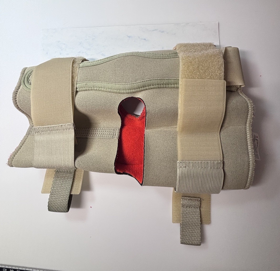 Thermoskin Hinged Knee Brace Beige Medium