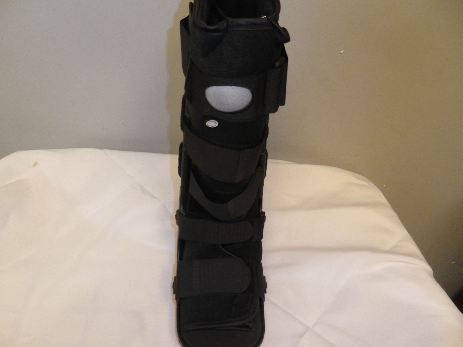 COMFORTLAND MED. PREMIUM HIGH TOP AIR WALKER /SPRAIN II & III / STABLE fx. M NEW