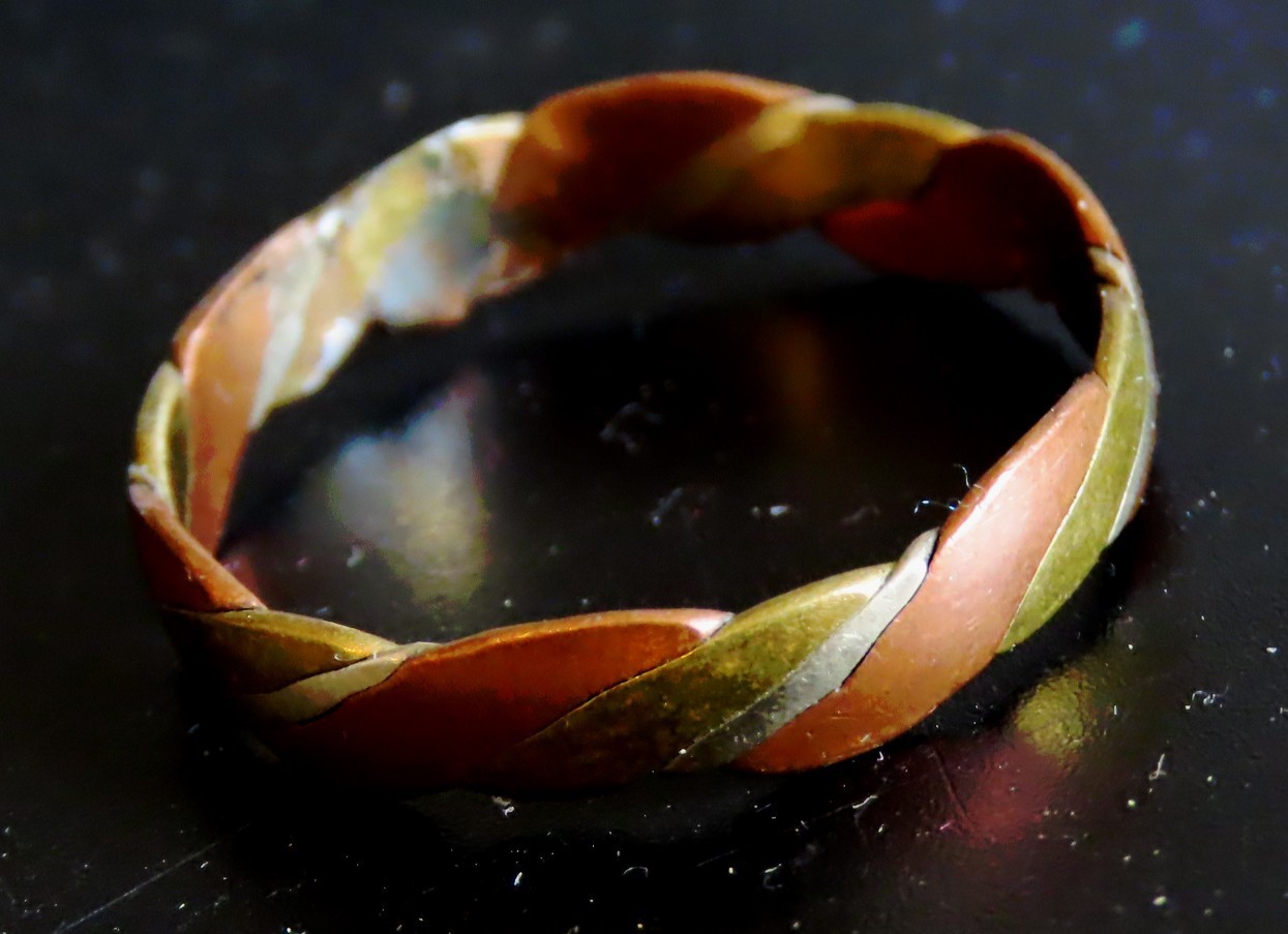 3-metal ring: Copper, bronze, German silver – pain relief