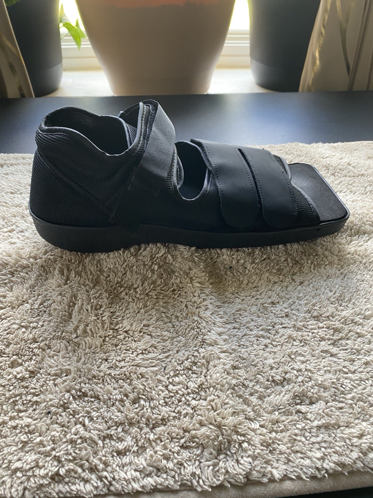 Procare Squared Toe Post Op Shoe Large, Men 9.5 -12 and Women 10.5-13