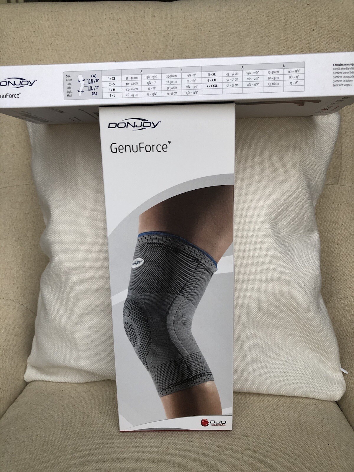 Donjoy Genuforce Knee Support Slip-on X-Large Right or Left Knee Brand New.
