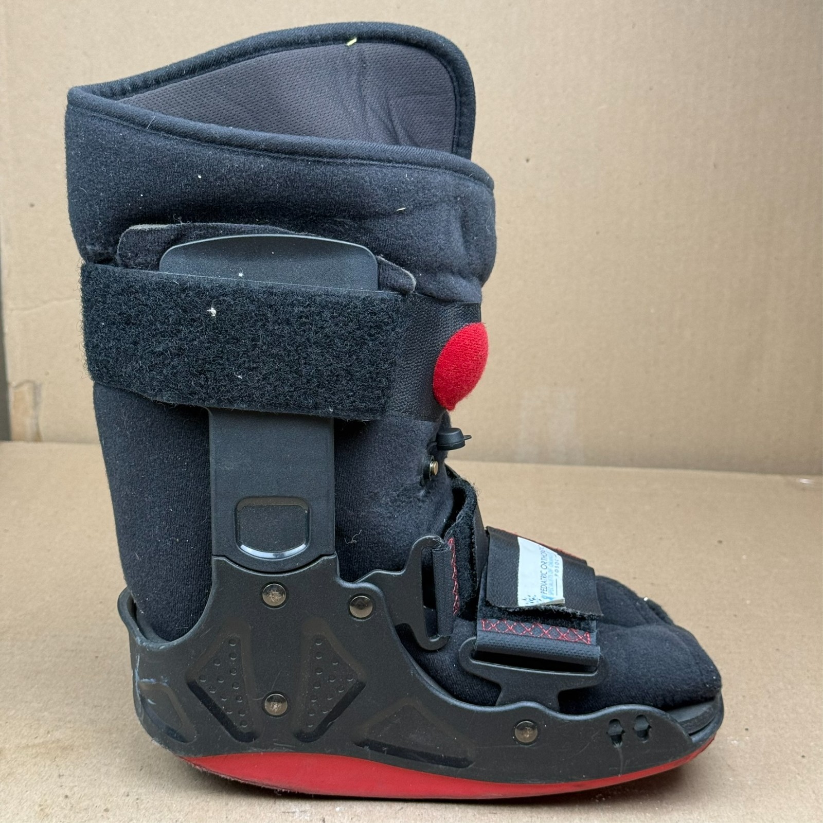XcelTrax Pediatric Orthopaedic Walking Boot Size Small Damage