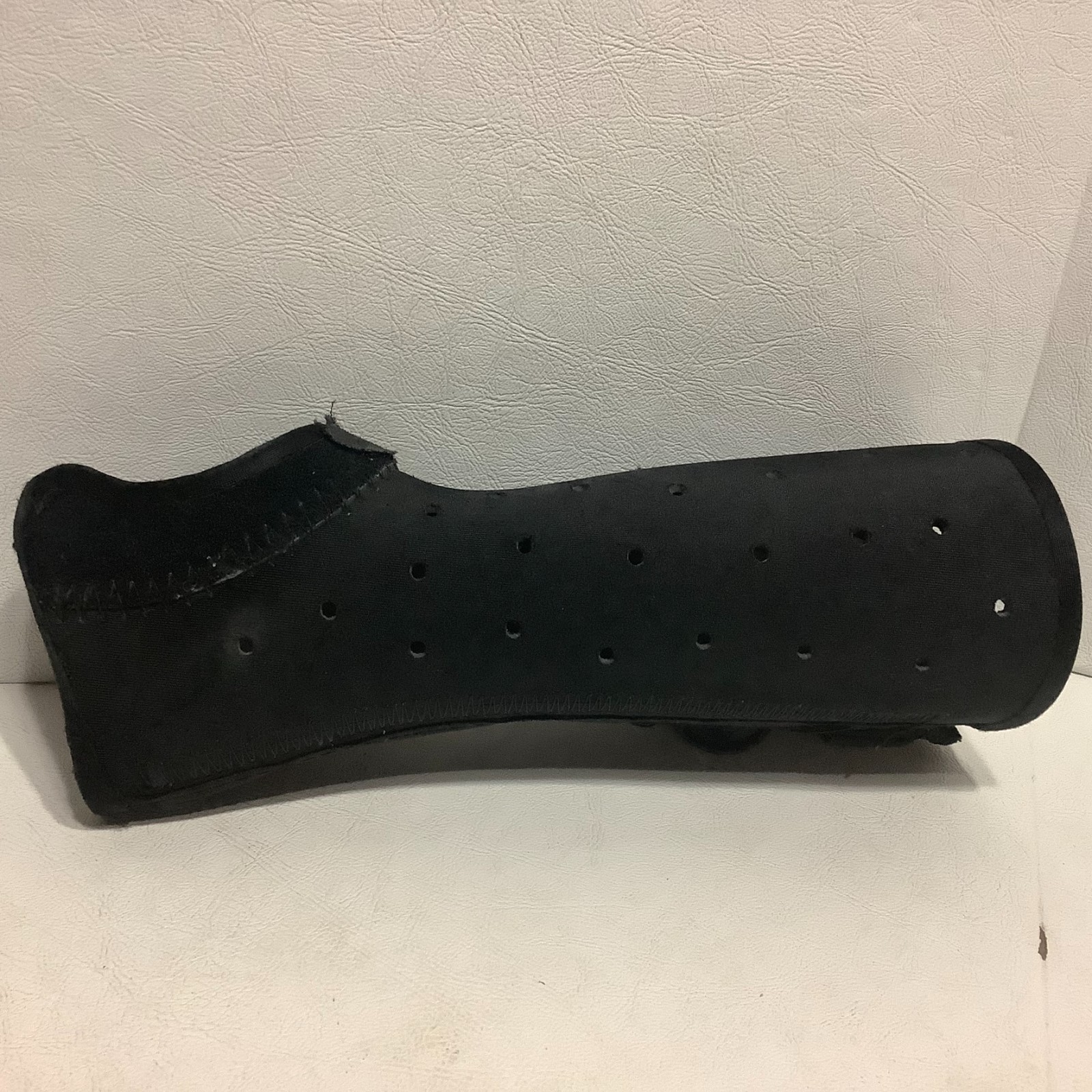 Exos Boa Wrist Fracture Brace Open Thumb Black Size Small Right Arm