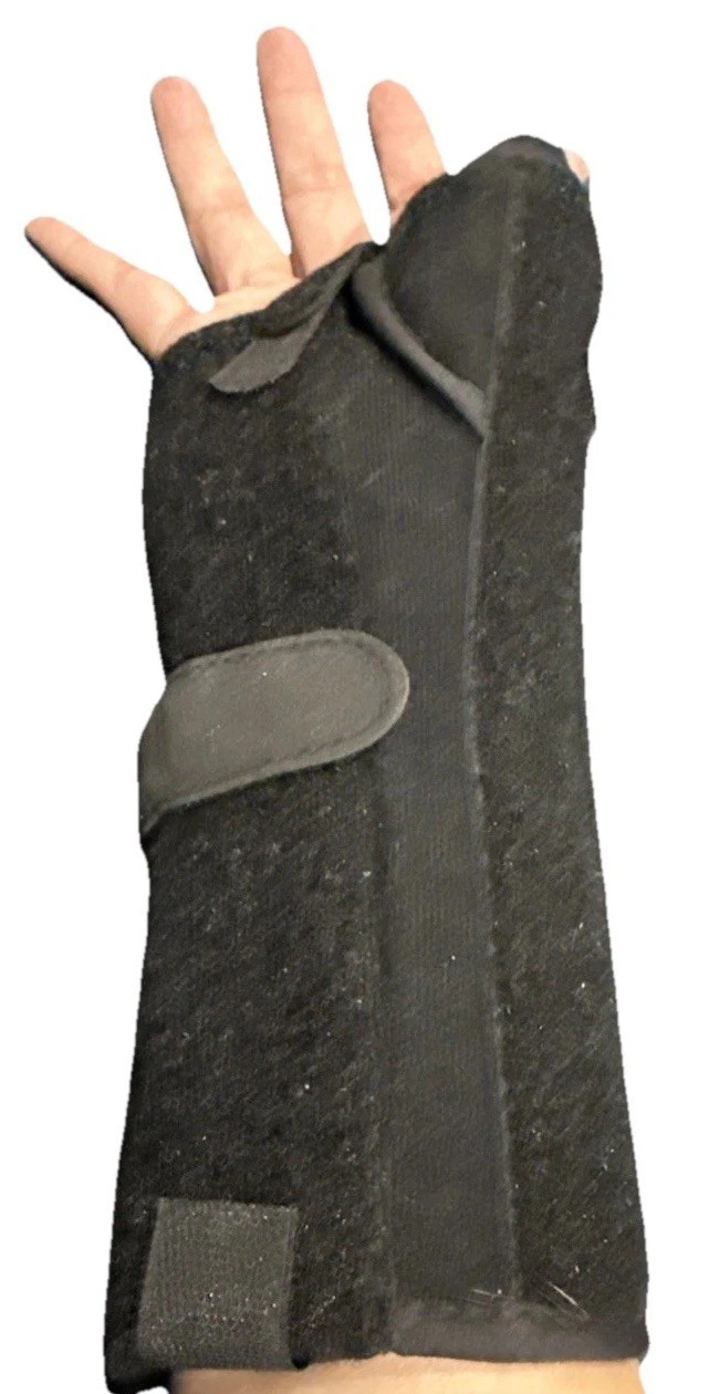 DJO Right Wrist Brace Adjustable Black Adult One Size Fits Most