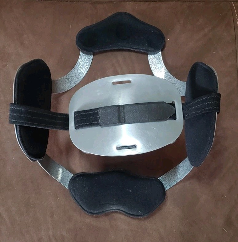 Thoracic Back Support Steel Frame Back Brace Adult Medium/Large Adjustable