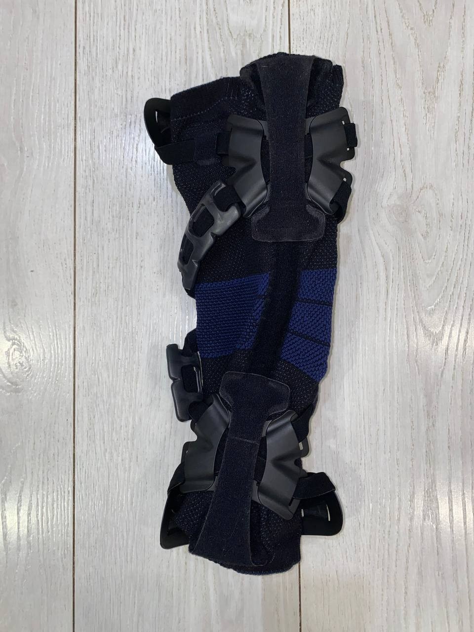 Bauerfeind GenuTrain OA Knee Brace Size 1 Left Medial Right Lateral Osteoarthrit