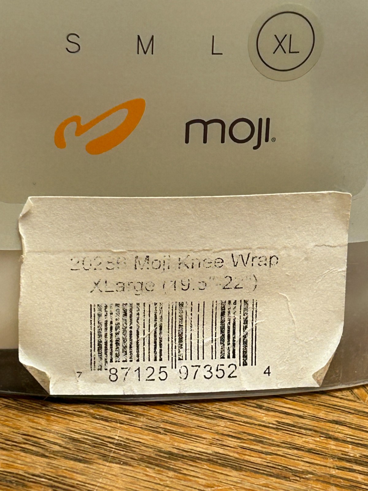 Moji Knee Compression Cold Wrap XL 19.5″ to 22″ Cold Cell not included