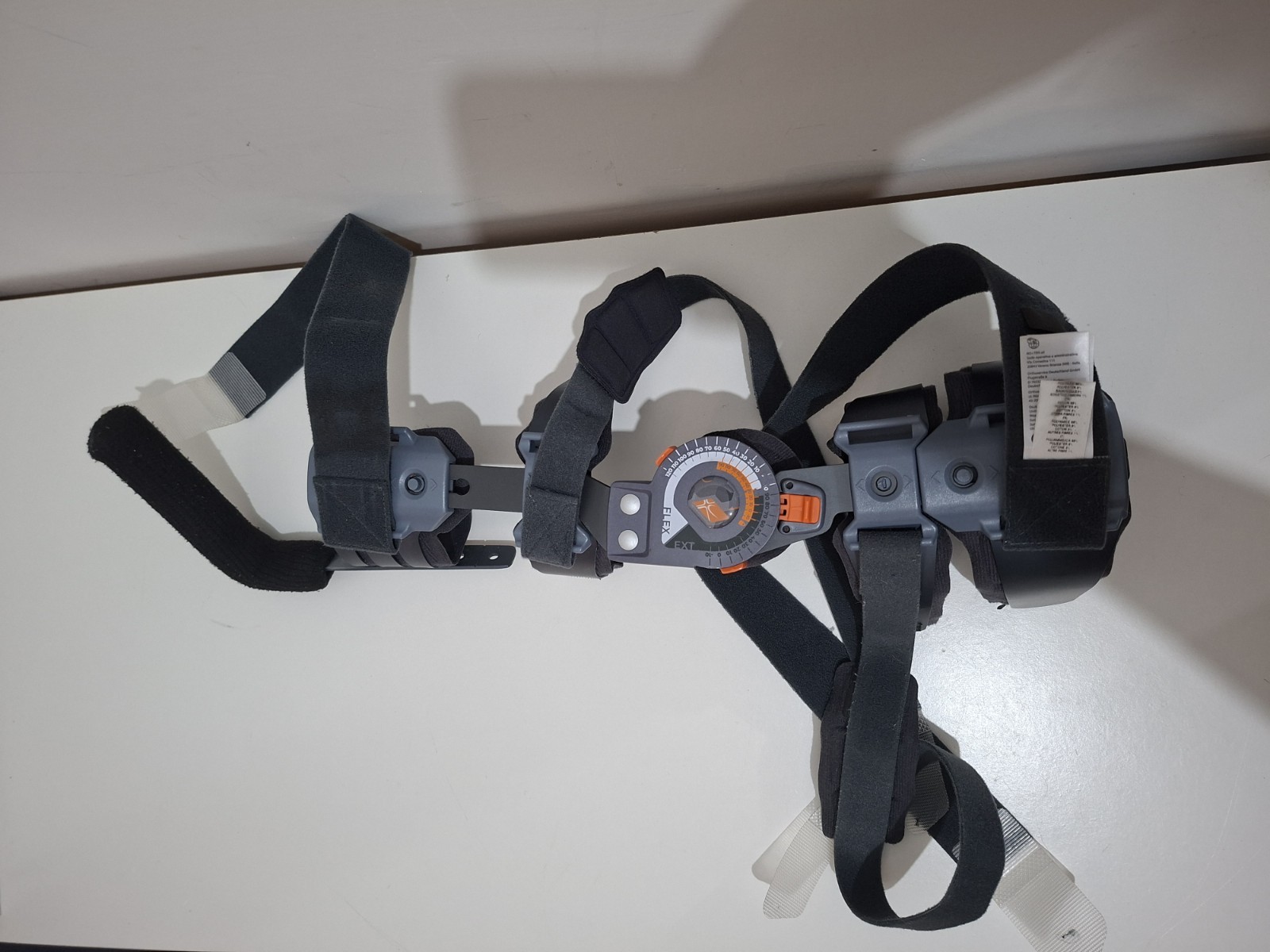 Elbow brace with adjustable angle.