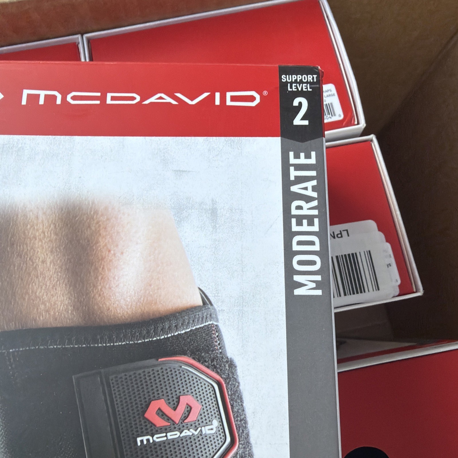 Mcdavid Level 2 Knee support w/ stays & cross straps size large 15-17.5